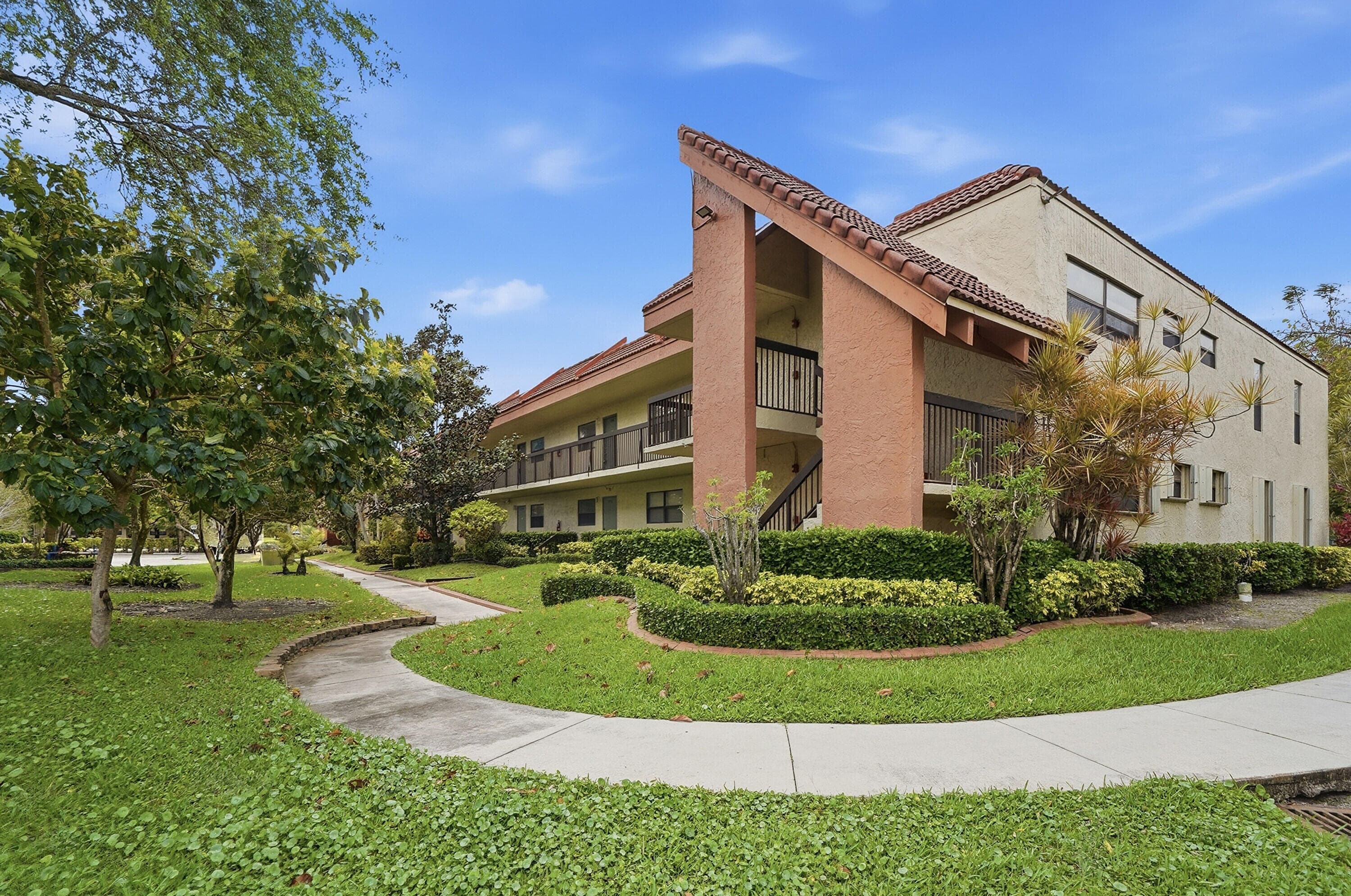 1774 Hammock Boulevard 118, Coconut Creek, FL 33063 — photo 1 of 74