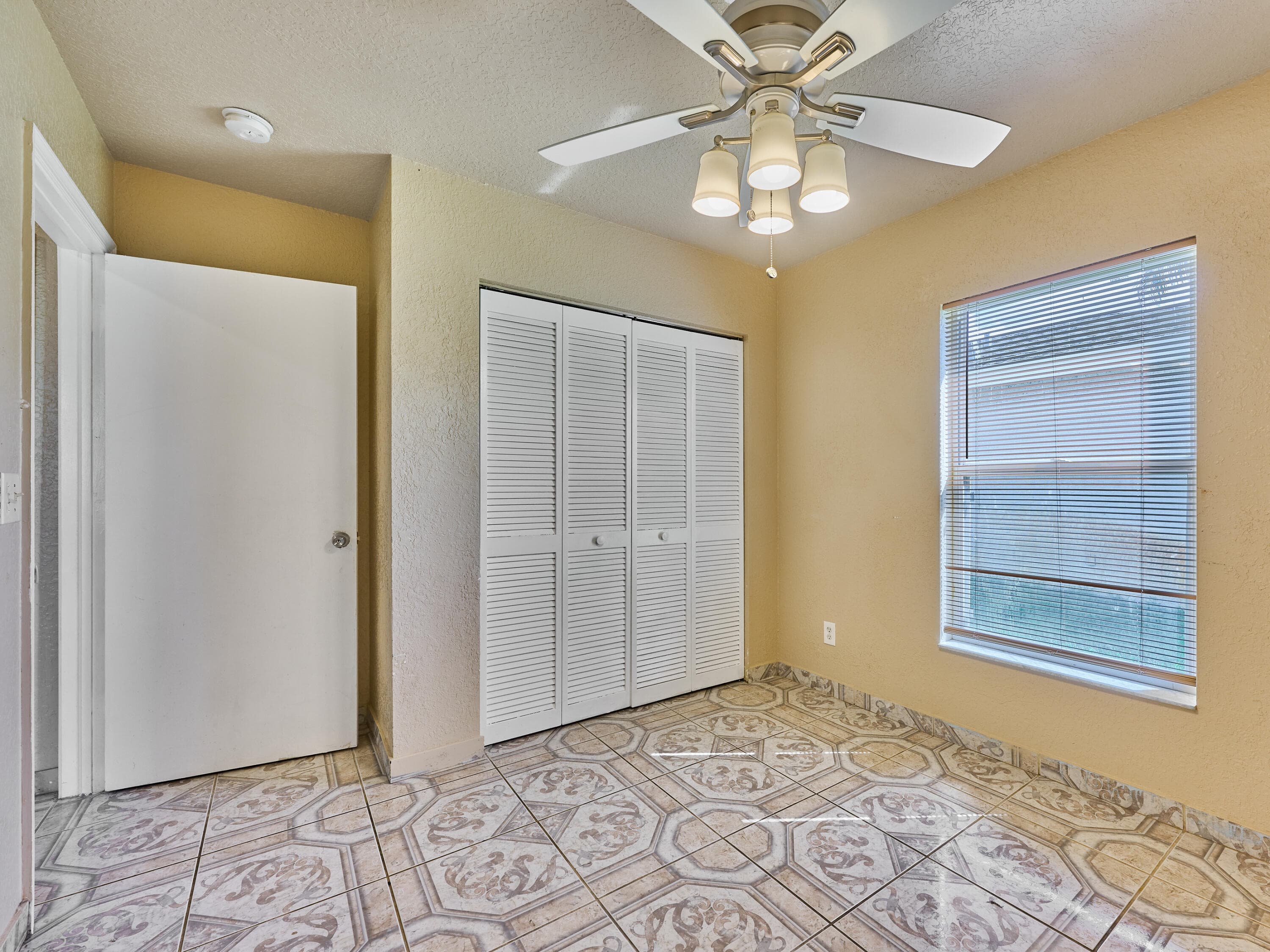 556 E Ridge Cir Circle N, Boynton Beach, FL 33435 — photo 34 of 39