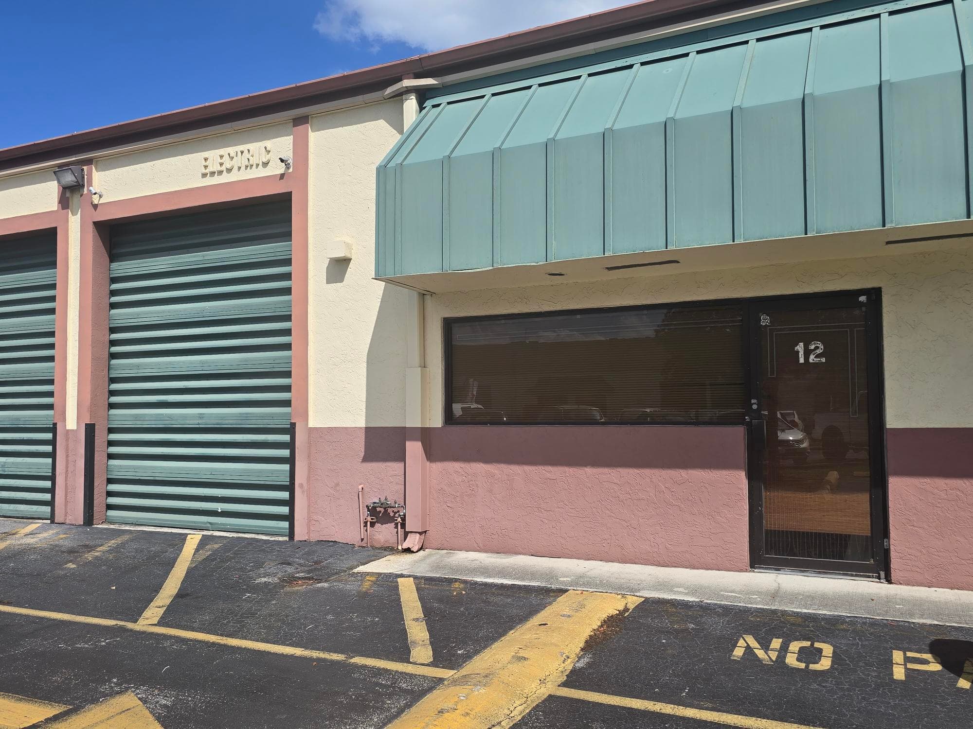 5415 NW 15 Street, Margate, FL — photo 1 of 17