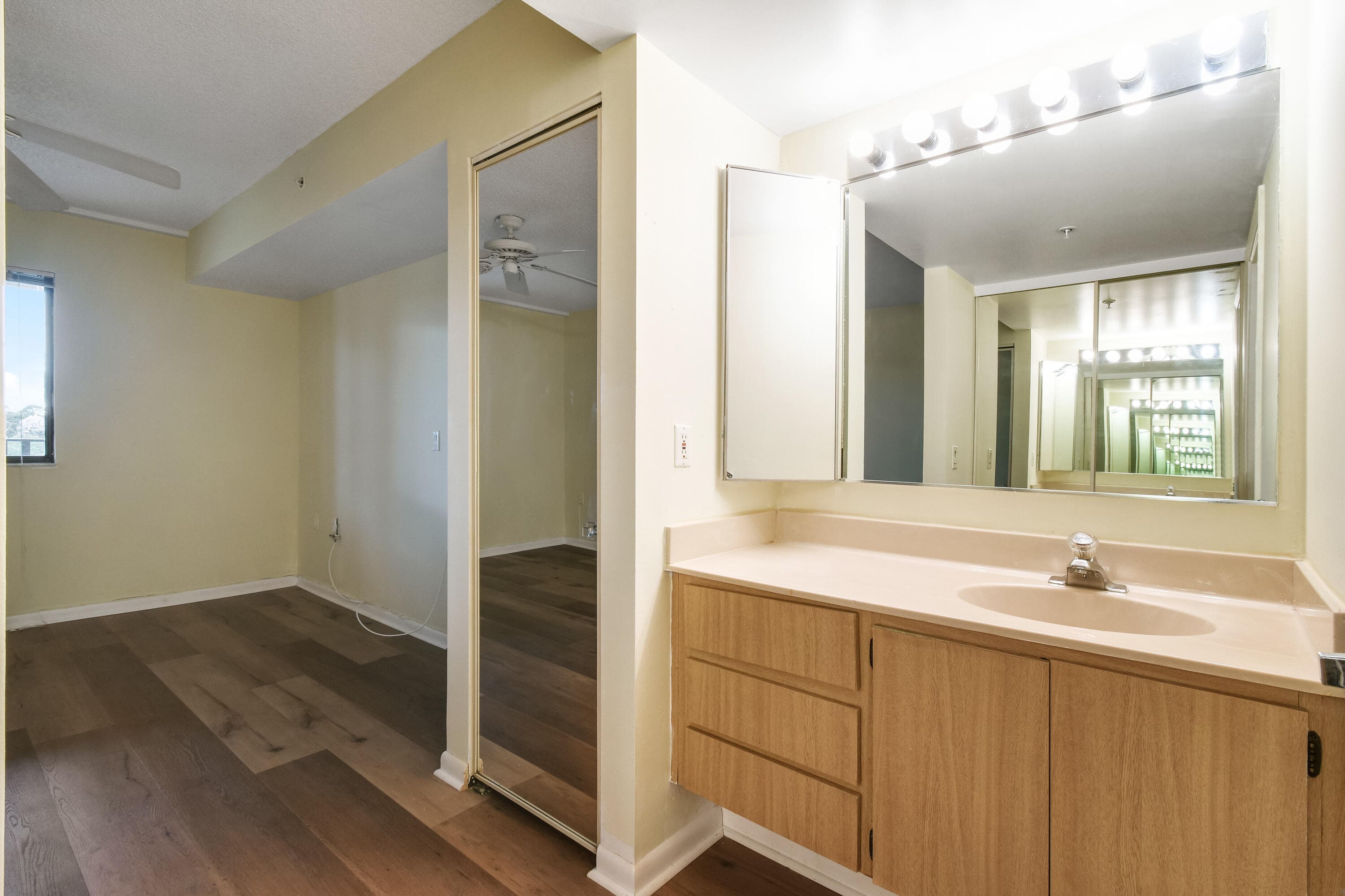 1701 Marina Isle Way 301, Jupiter, FL 33477 — photo 40 of 60