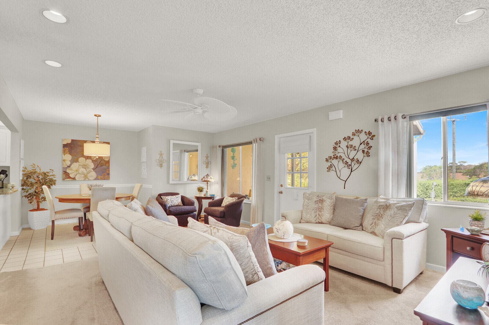 323 Knotty Pine Circle A2, Greenacres, FL 33463 — photo 5 of 21