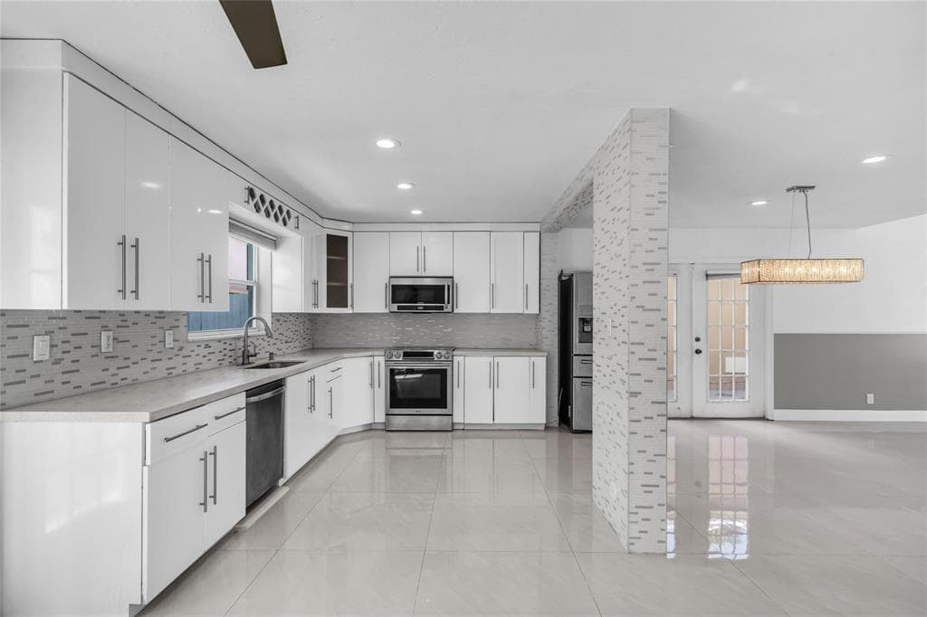 4450 NW 55th Drive, Coconut Creek, FL 33073 — photo 8 of 52