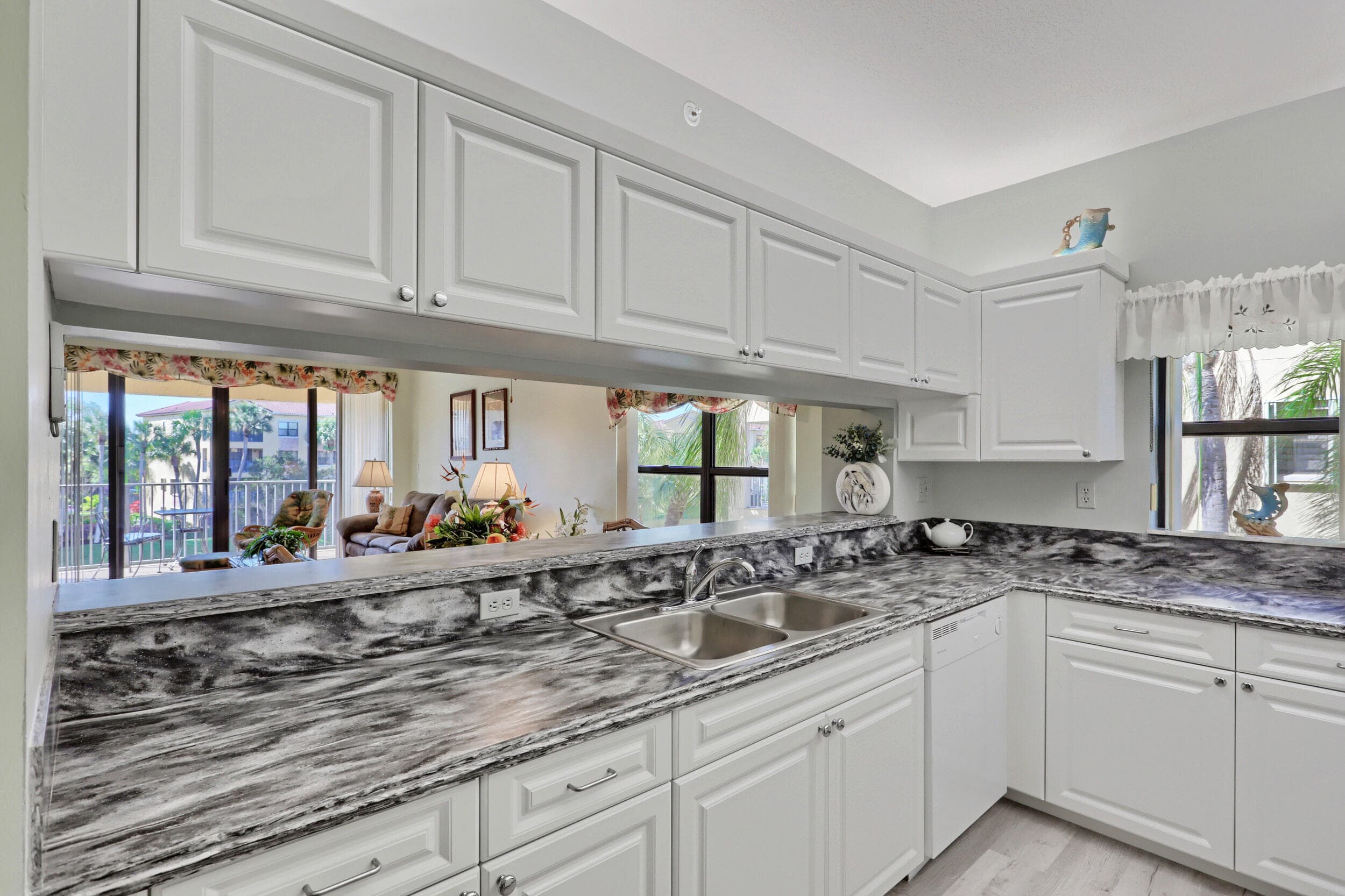800 Uno Lago Drive 305, Juno Beach, FL 33408 — photo 8 of 52