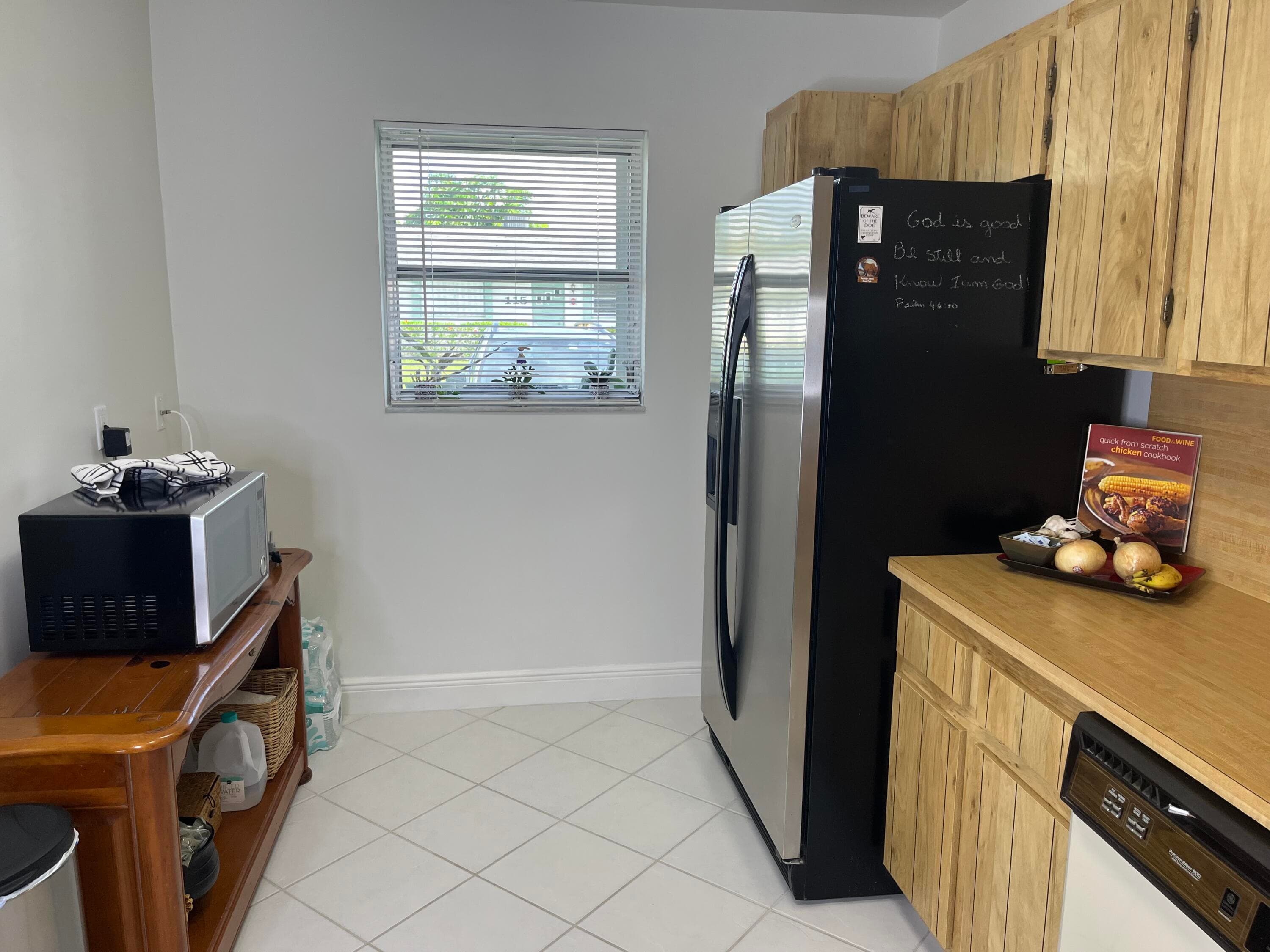2638 Gately Drive E 112, West Palm Beach, FL 33415 — photo 13 of 27