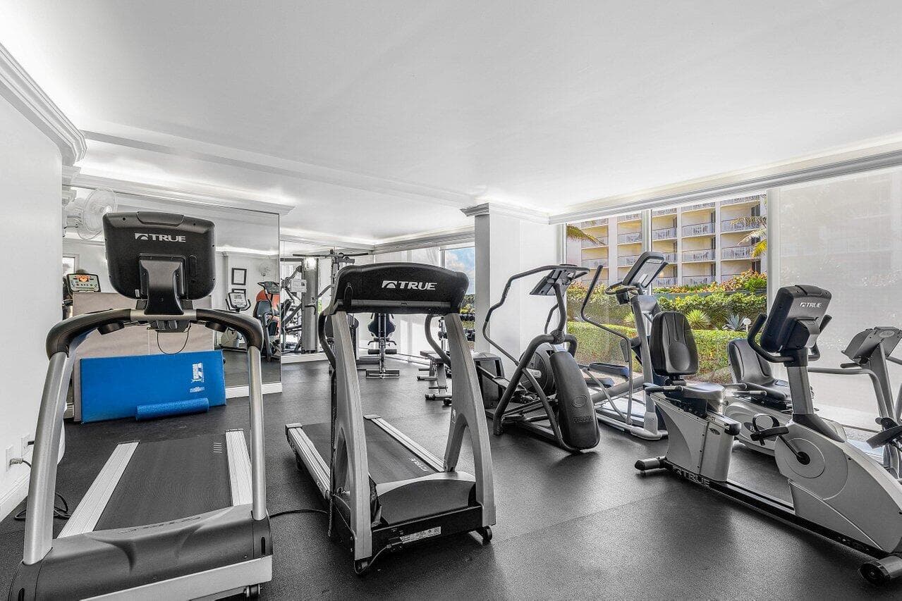 2780 S Ocean Boulevard 805, Palm Beach, FL 33480 — photo 43 of 47