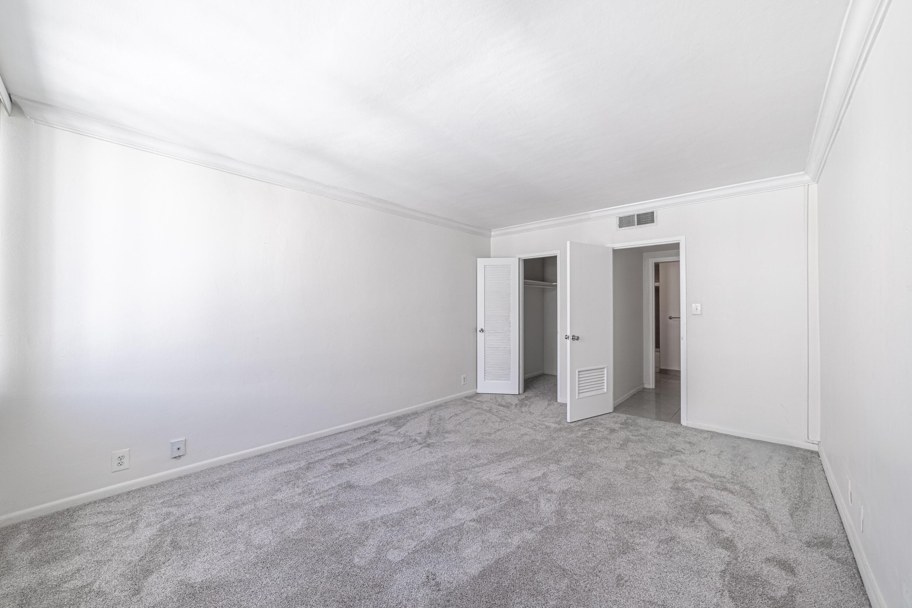 1200 West Avenue 1521, Miami Beach, FL 33139 — photo 17 of 33