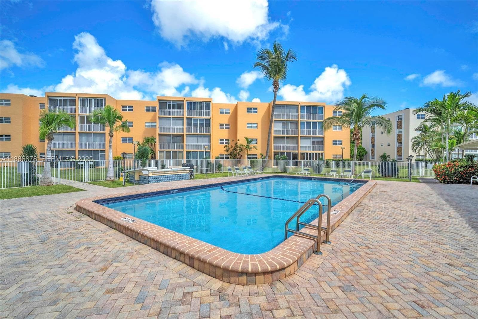 205 SE 11th Terrace 101, Dania Beach, FL 33004 — photo 23 of 43