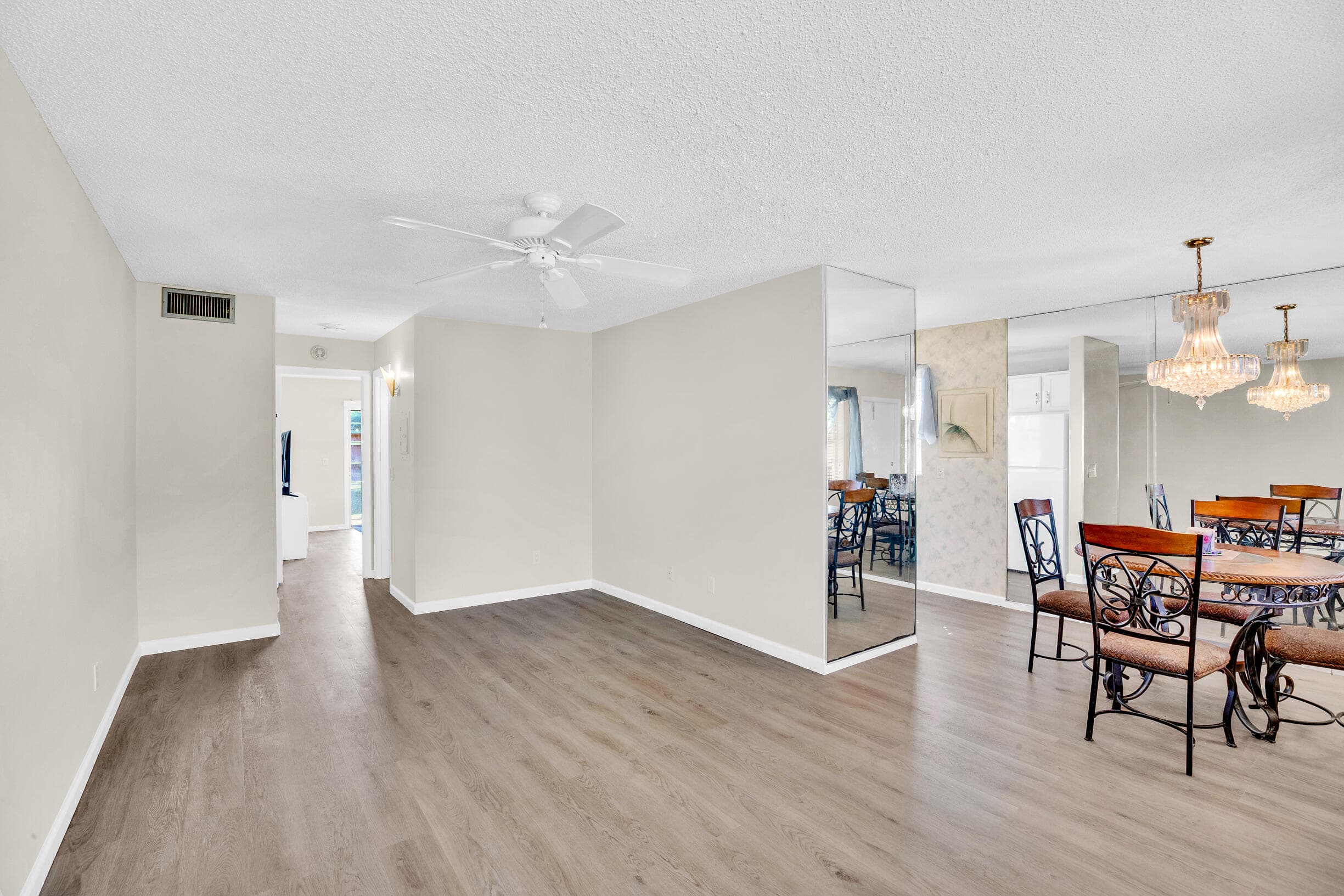 18 Vista Gardens Trail 205, Vero Beach, FL 32962 — photo 2 of 29