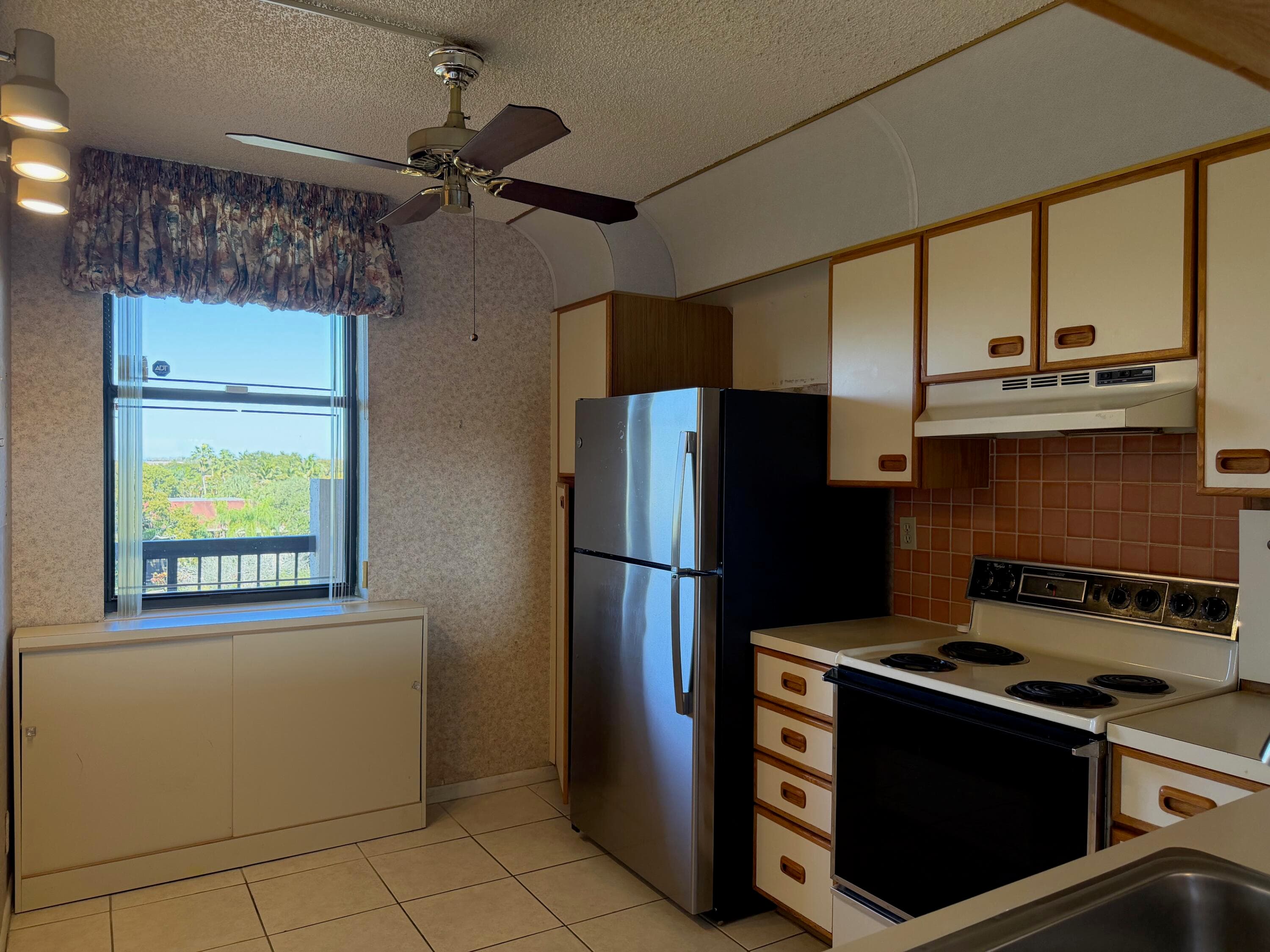 2766 S Carambola Cir Circle S 504, Coconut Creek, FL 33066 — photo 6 of 49