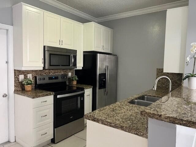 2163 Madeira Drive, Weston, FL 33327 — photo 5 of 26