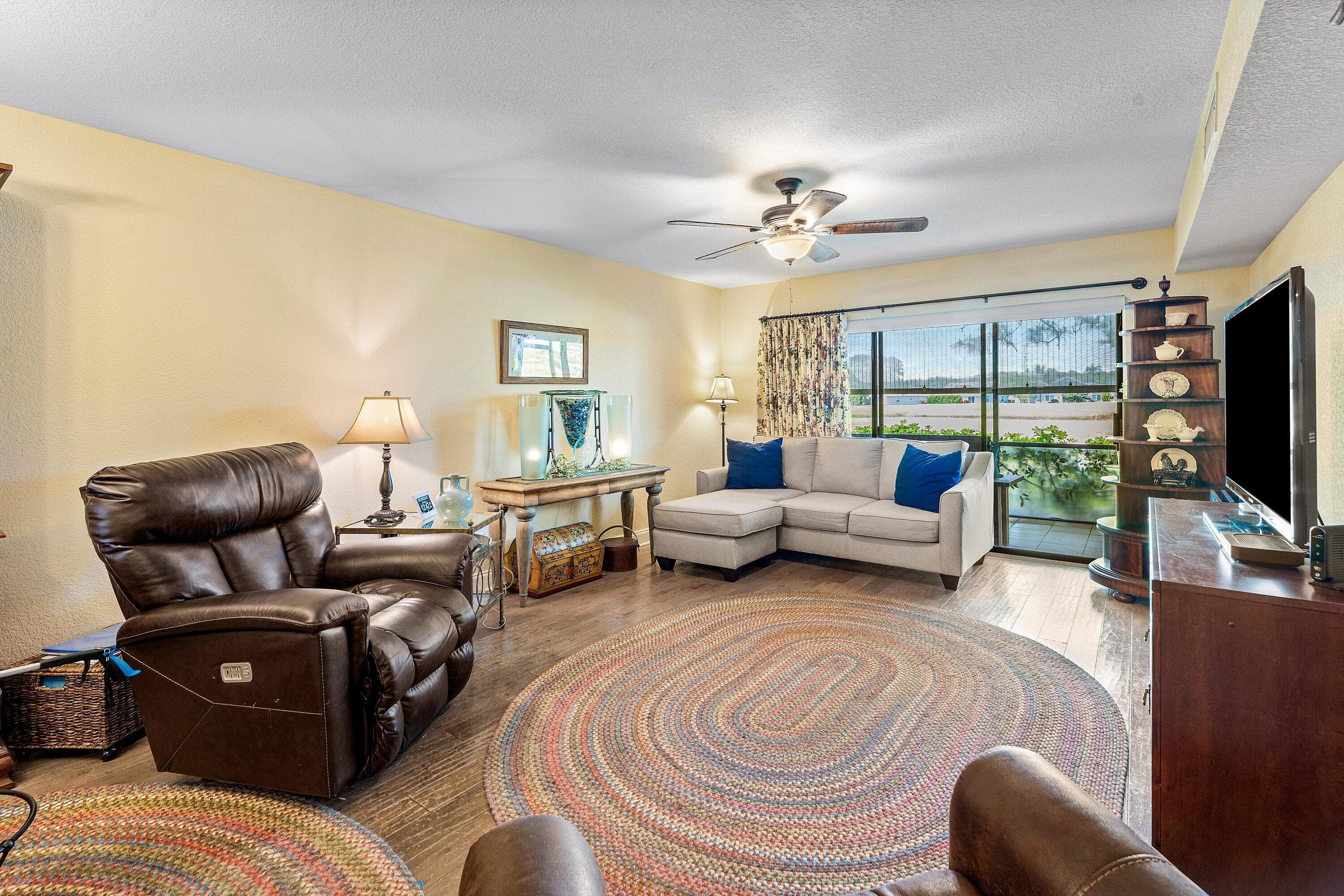 1111 Keystone Drive B, Jupiter, FL 33458 — photo 13 of 42