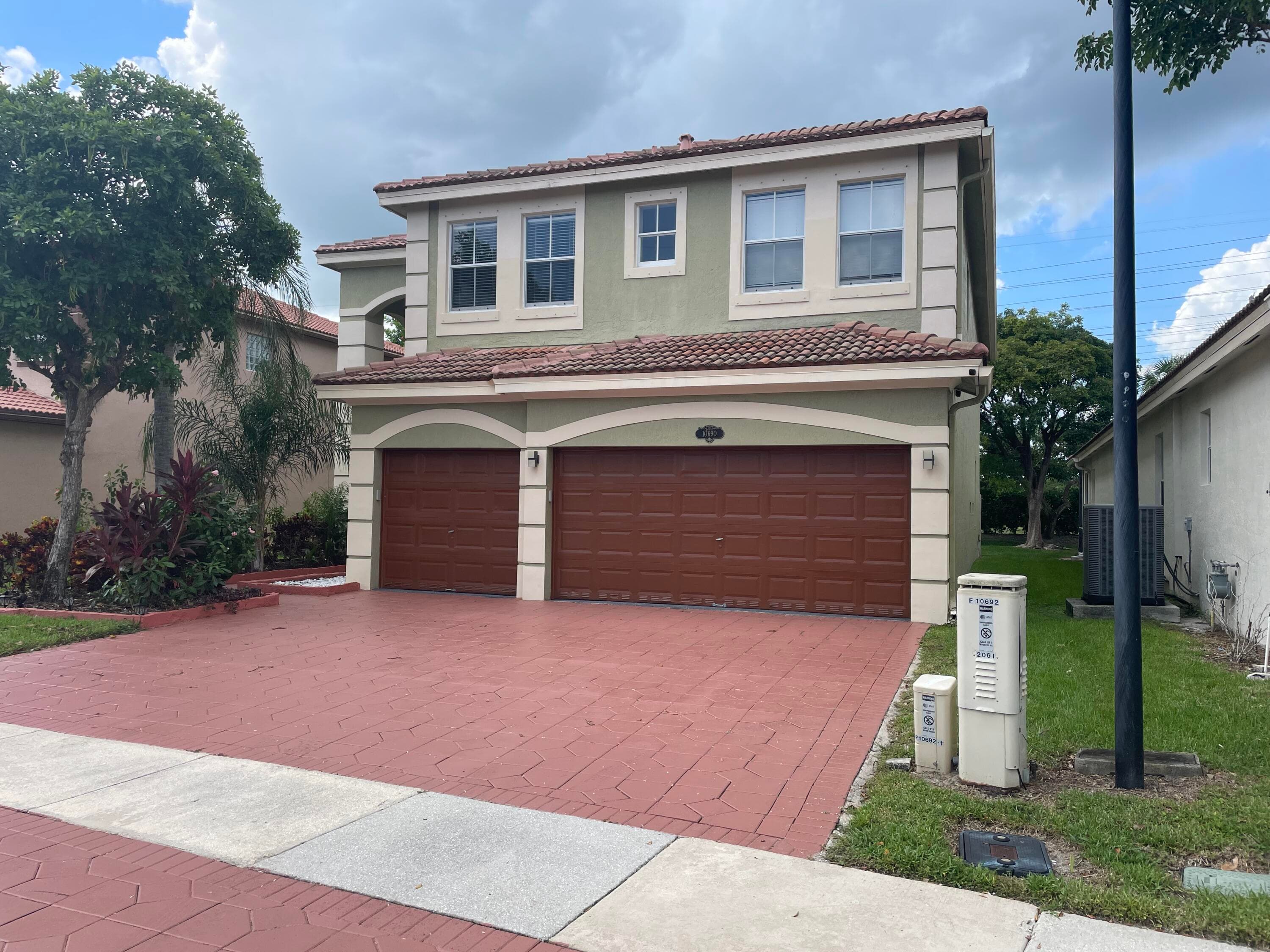 10690 Old Hammock Way, Wellington, FL 33414 — photo 2 of 9