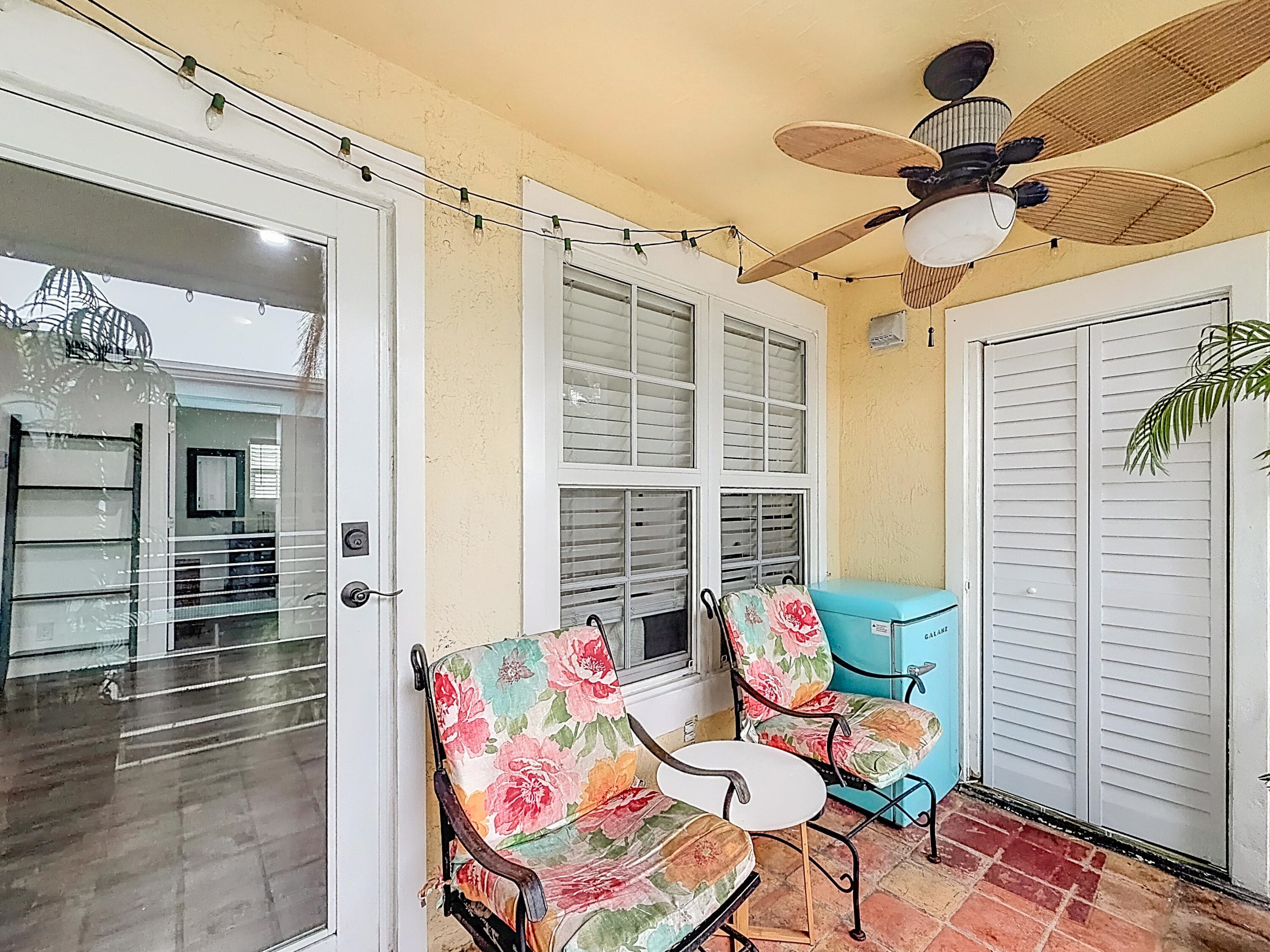 305 SE 11th Avenue D, Pompano Beach, FL 33060 — photo 17 of 25