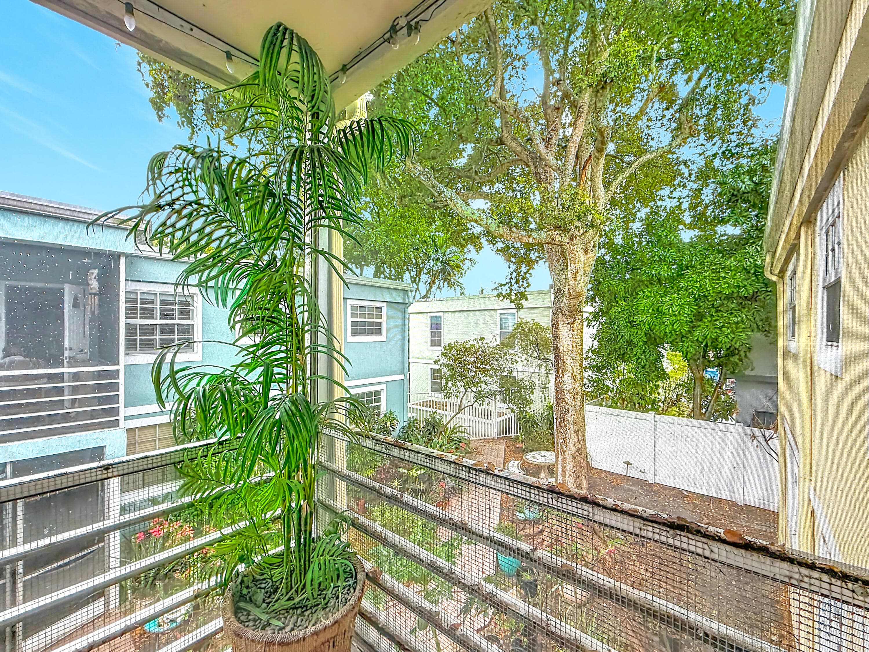 305 SE 11th Avenue D, Pompano Beach, FL 33060 — photo 18 of 25