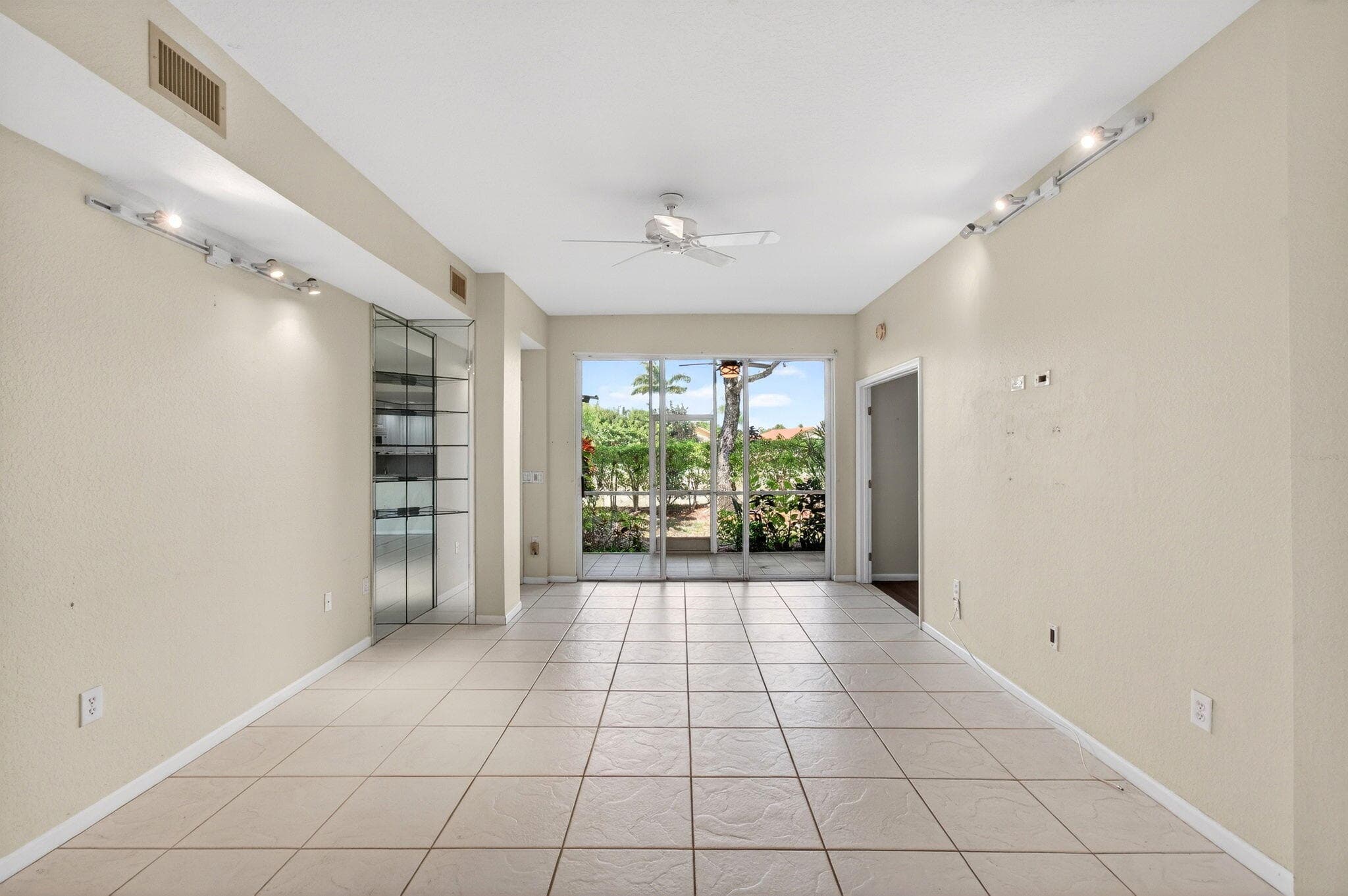 12468 Crystal Pointe Drive 102, Boynton Beach, FL 33437 — photo 16 of 72