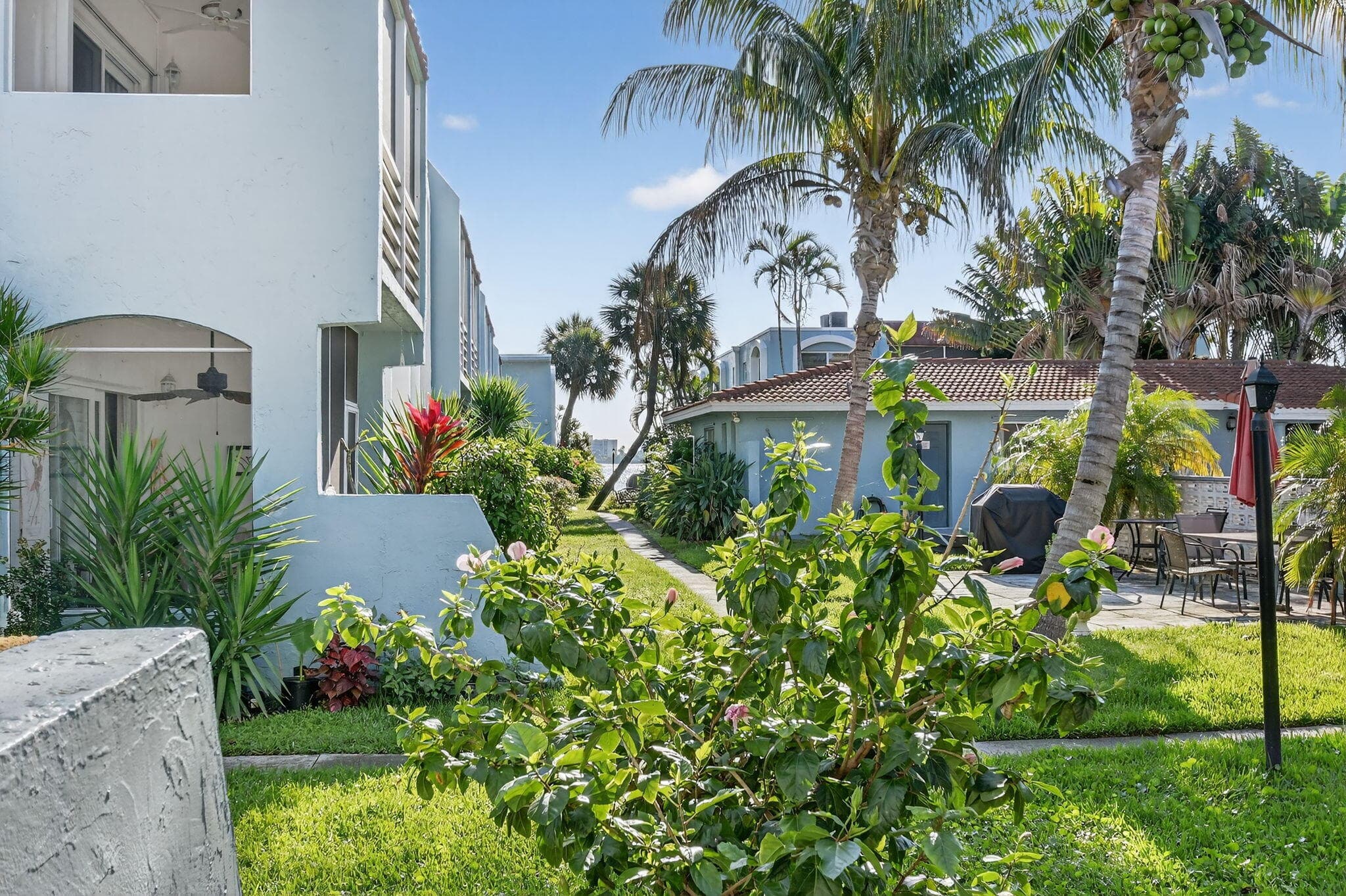 1432 S Lakeside Drive 4, Lake Worth Beach, FL 33460 — photo 37 of 61