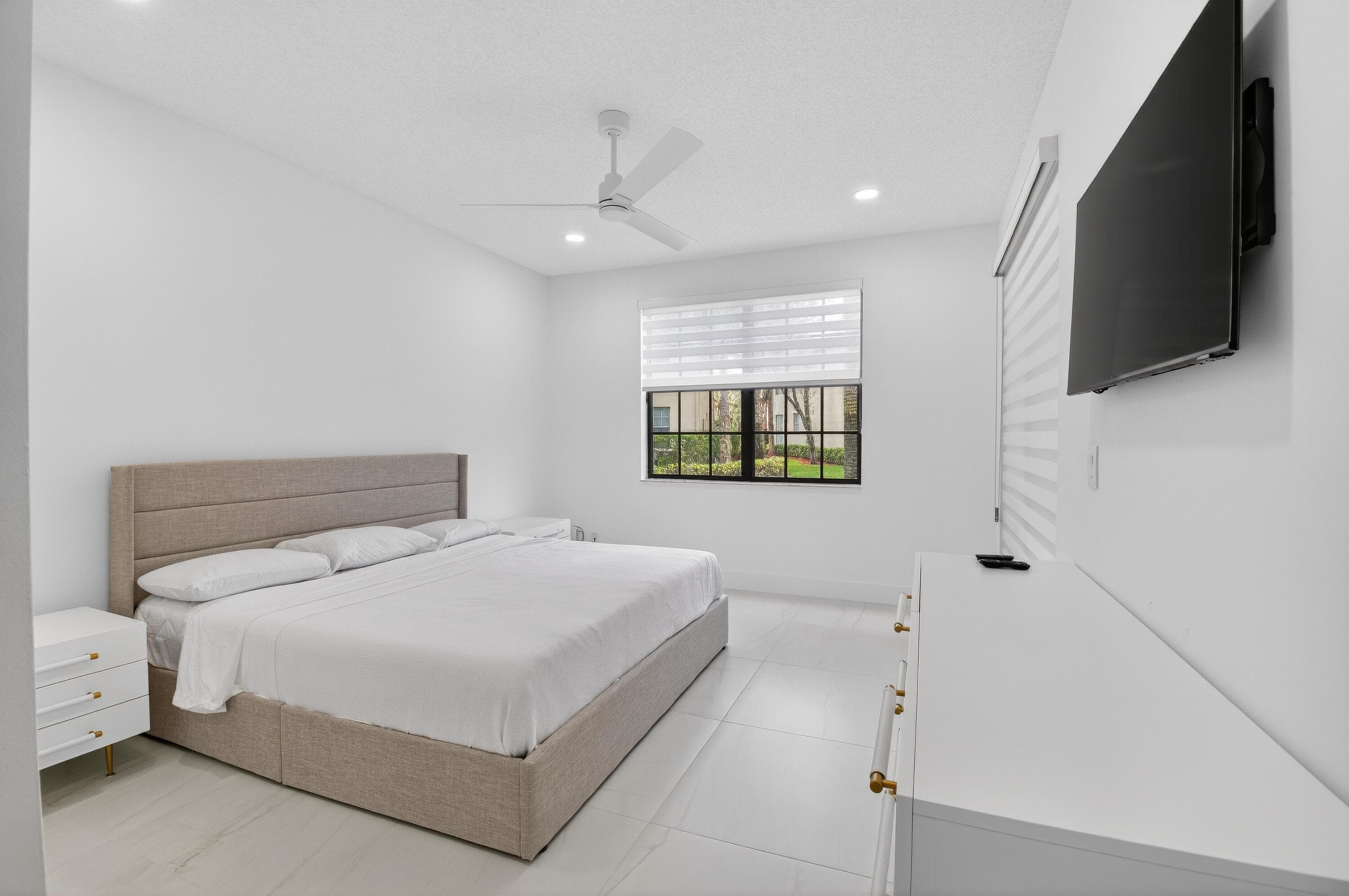 6752 Montego Bay Boulevard A, Boca Raton, FL 33433 — photo 24 of 79