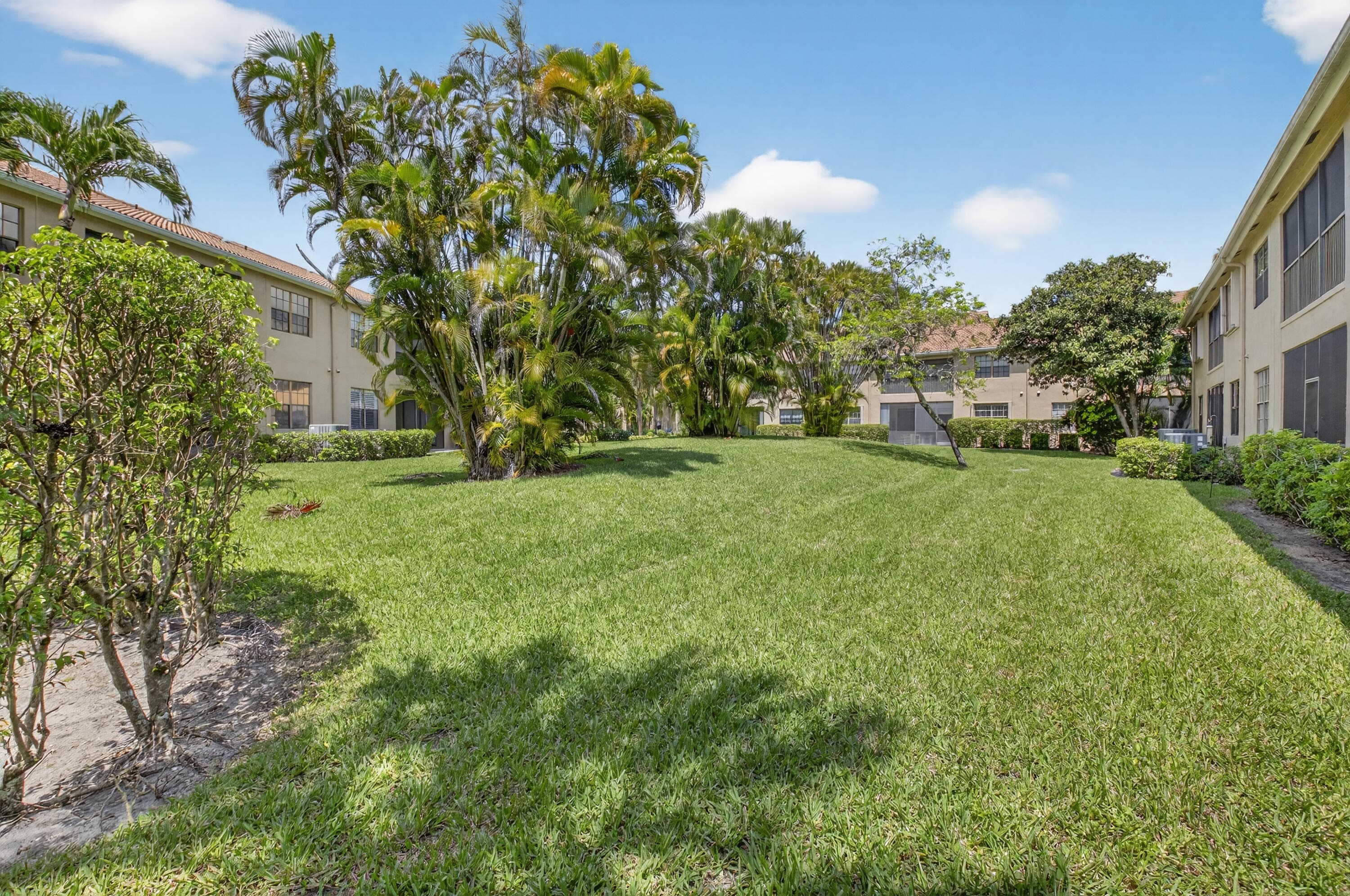 6752 Montego Bay Boulevard A, Boca Raton, FL 33433 — photo 39 of 79