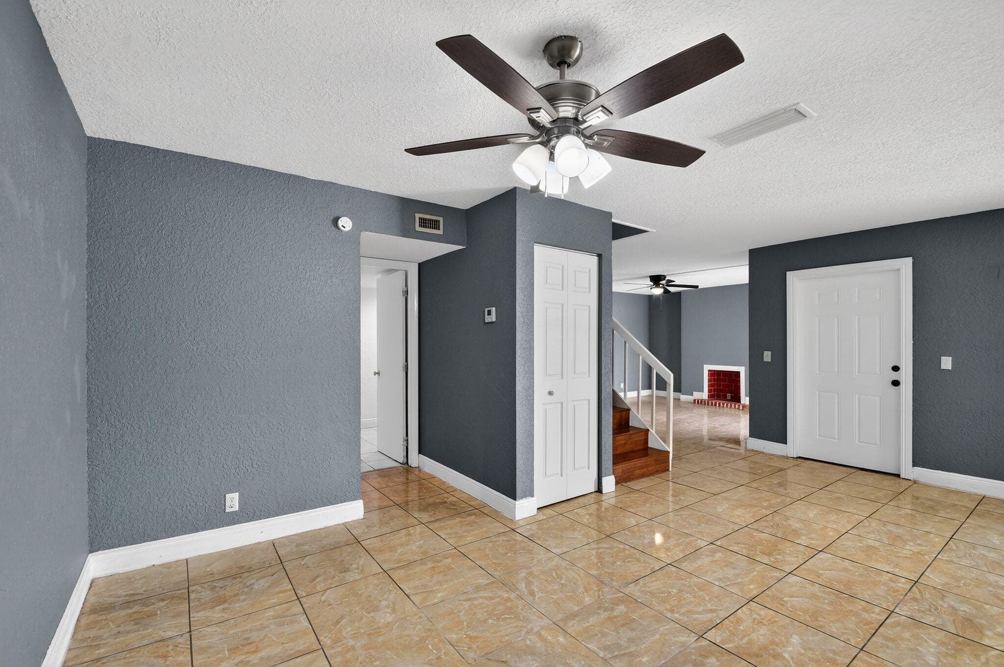 320 Woodland Road, Palm Springs, FL 33461 — photo 18 of 49