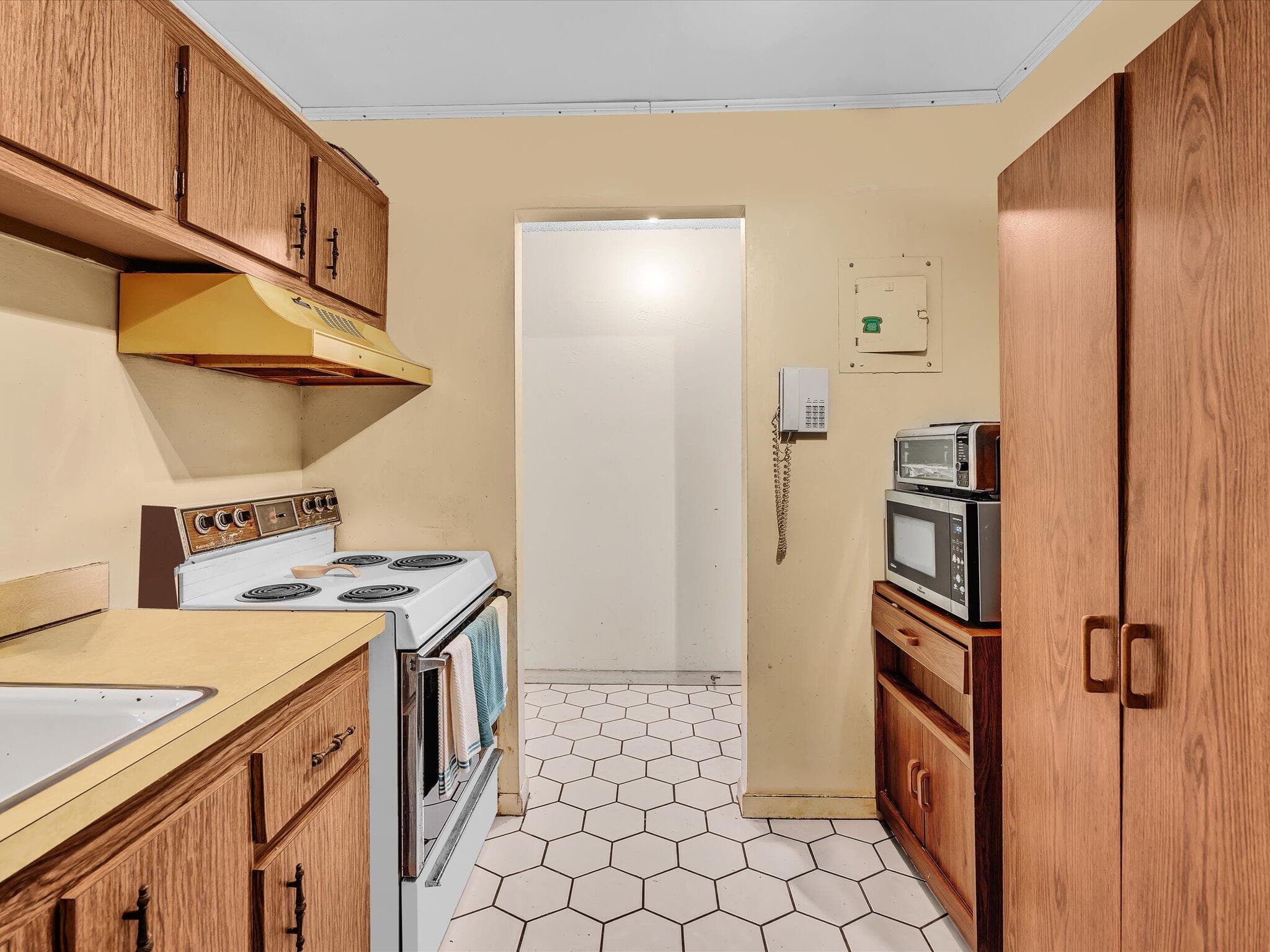 2800 NW 56th A404, Lauderhill, FL 33313 — photo 9 of 35