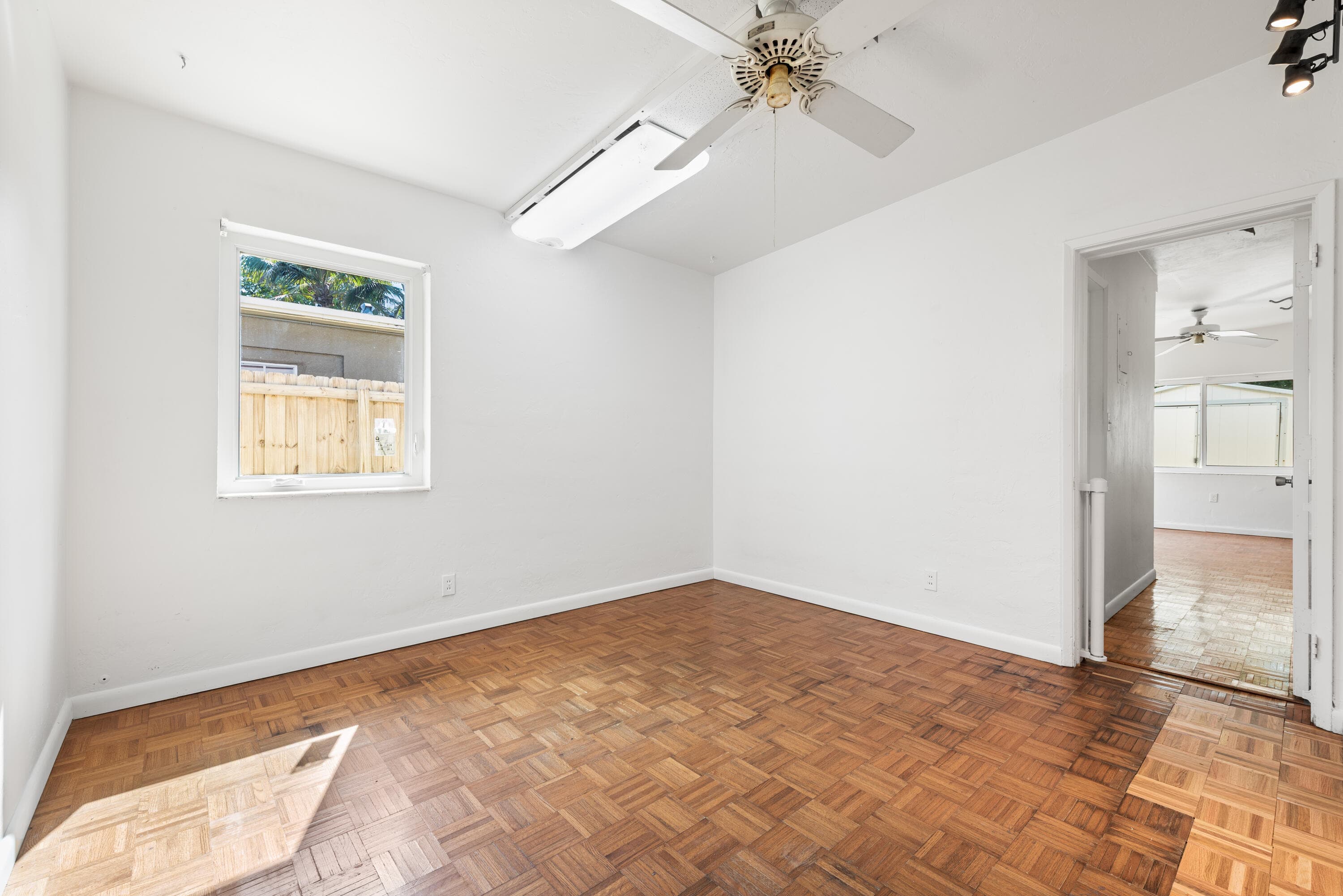 1406 NE 15th Street, Fort Lauderdale, FL 33304 — photo 22 of 37