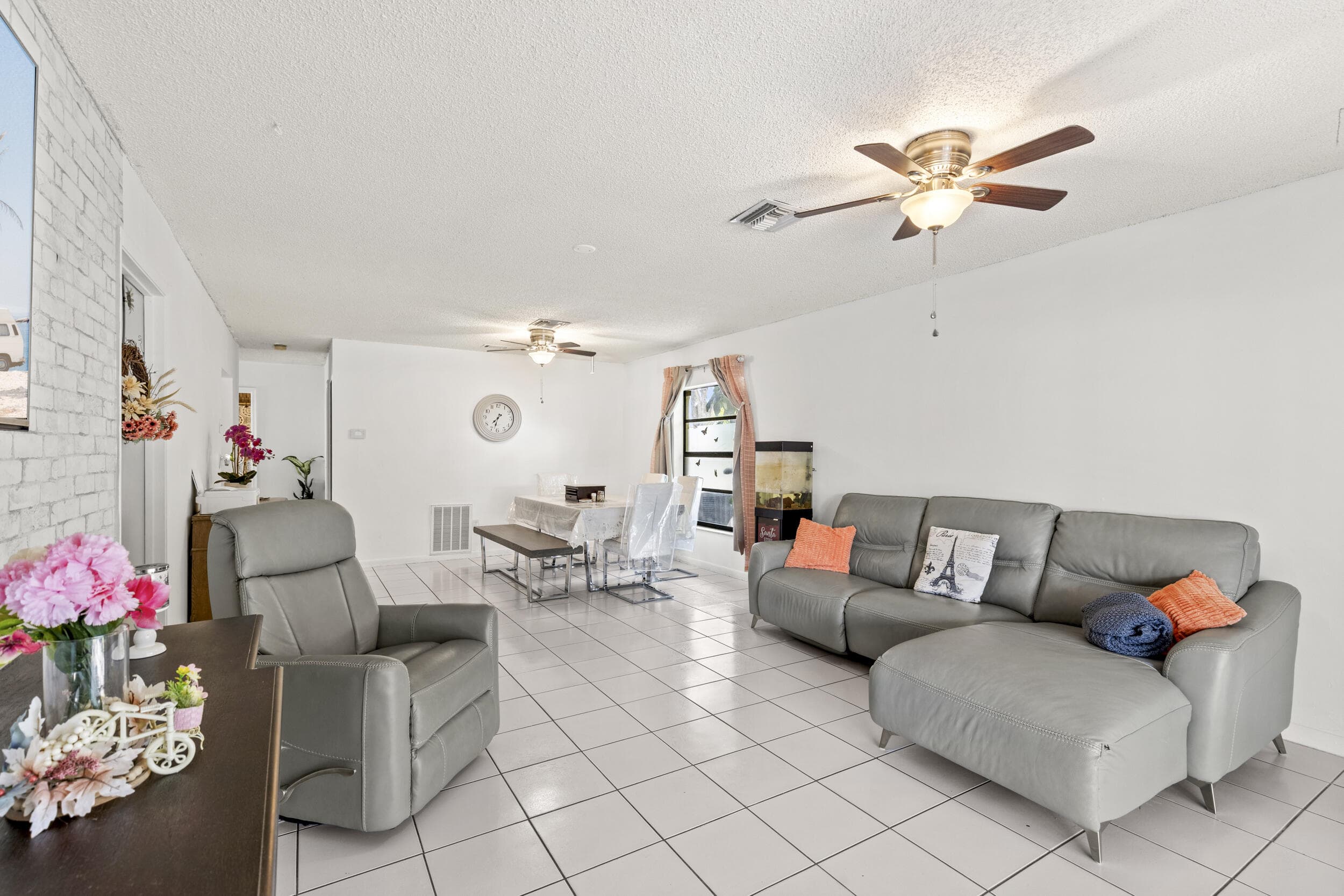 5388 Mendoza Street 88-b, West Palm Beach, FL 33415 — photo 6 of 27