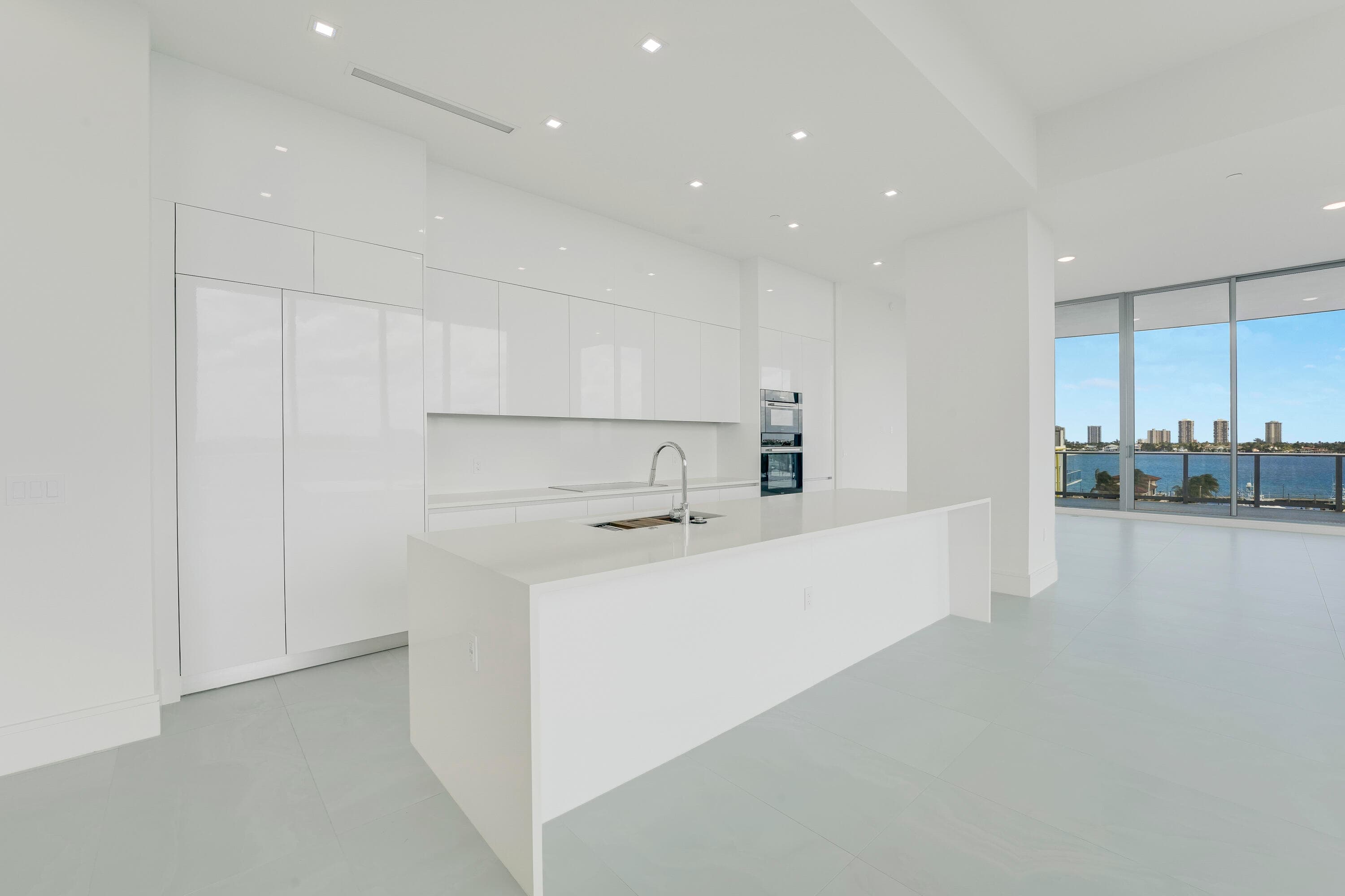 220 Lake Shore Drive 612, Lake Park, FL 33403 — photo 13 of 79