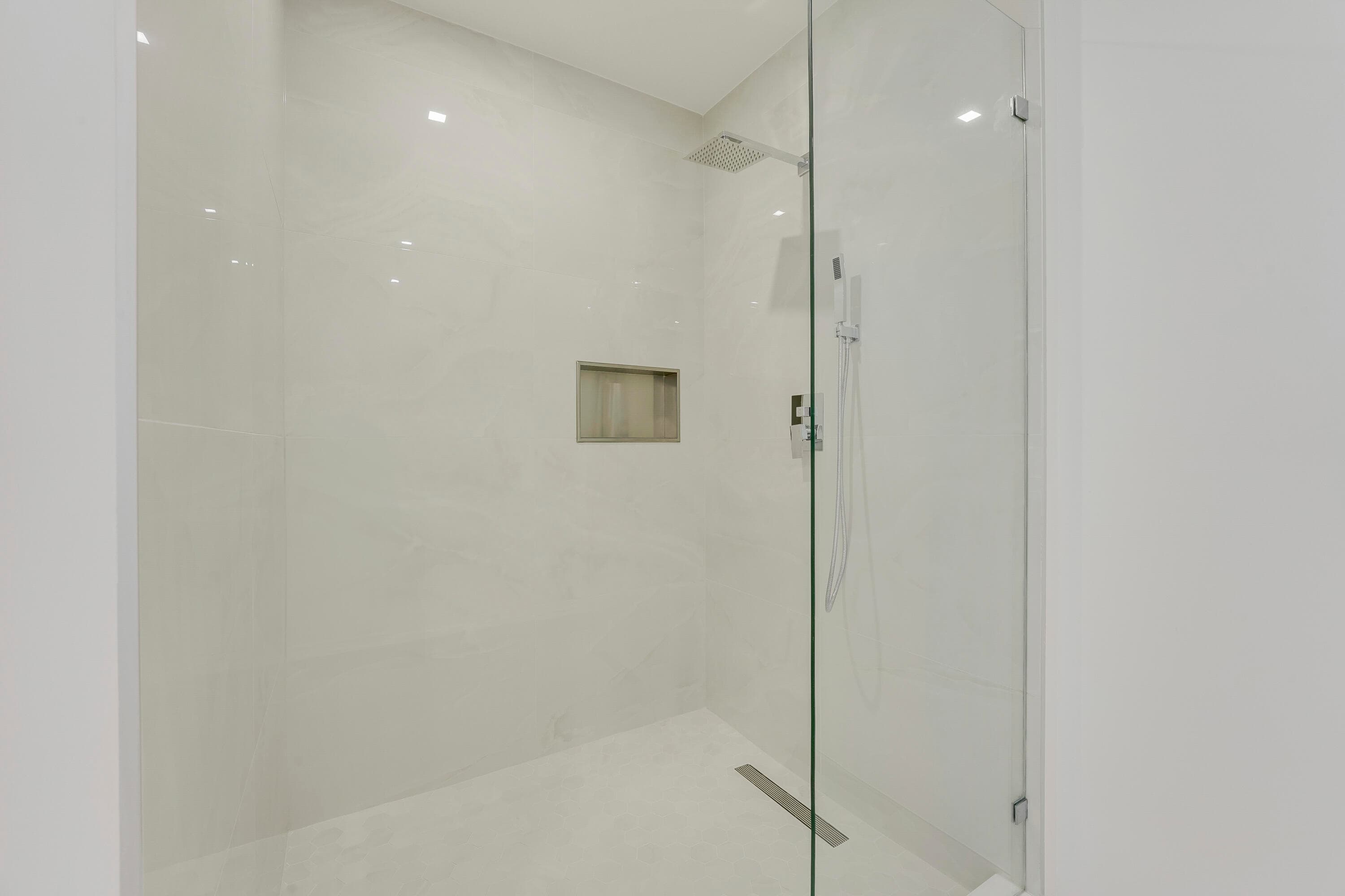 220 Lake Shore Drive 704, Lake Park, FL 33403 — photo 49 of 77