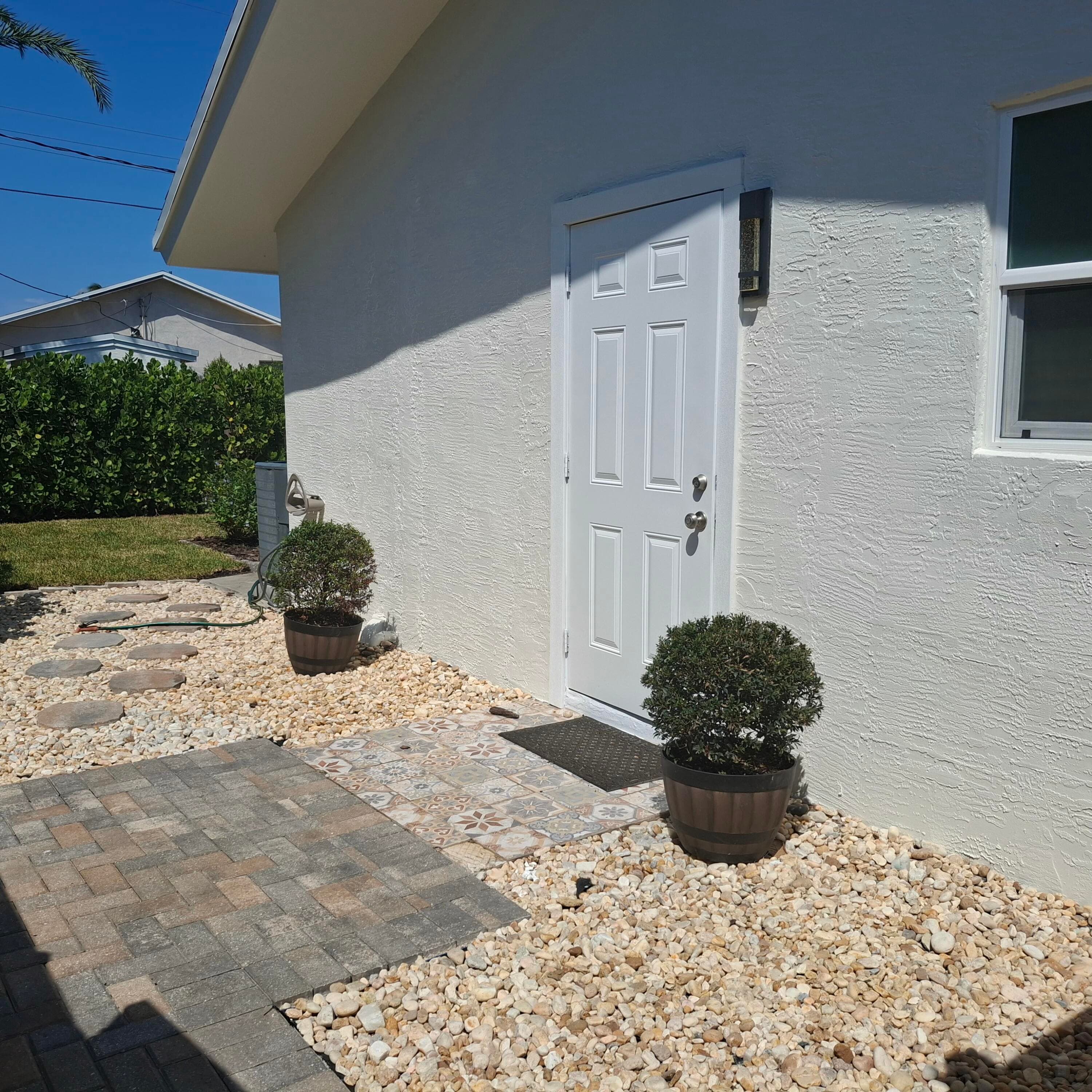 1097 Wilkinson Road B, Lake Worth, FL 33462 — photo 2 of 22