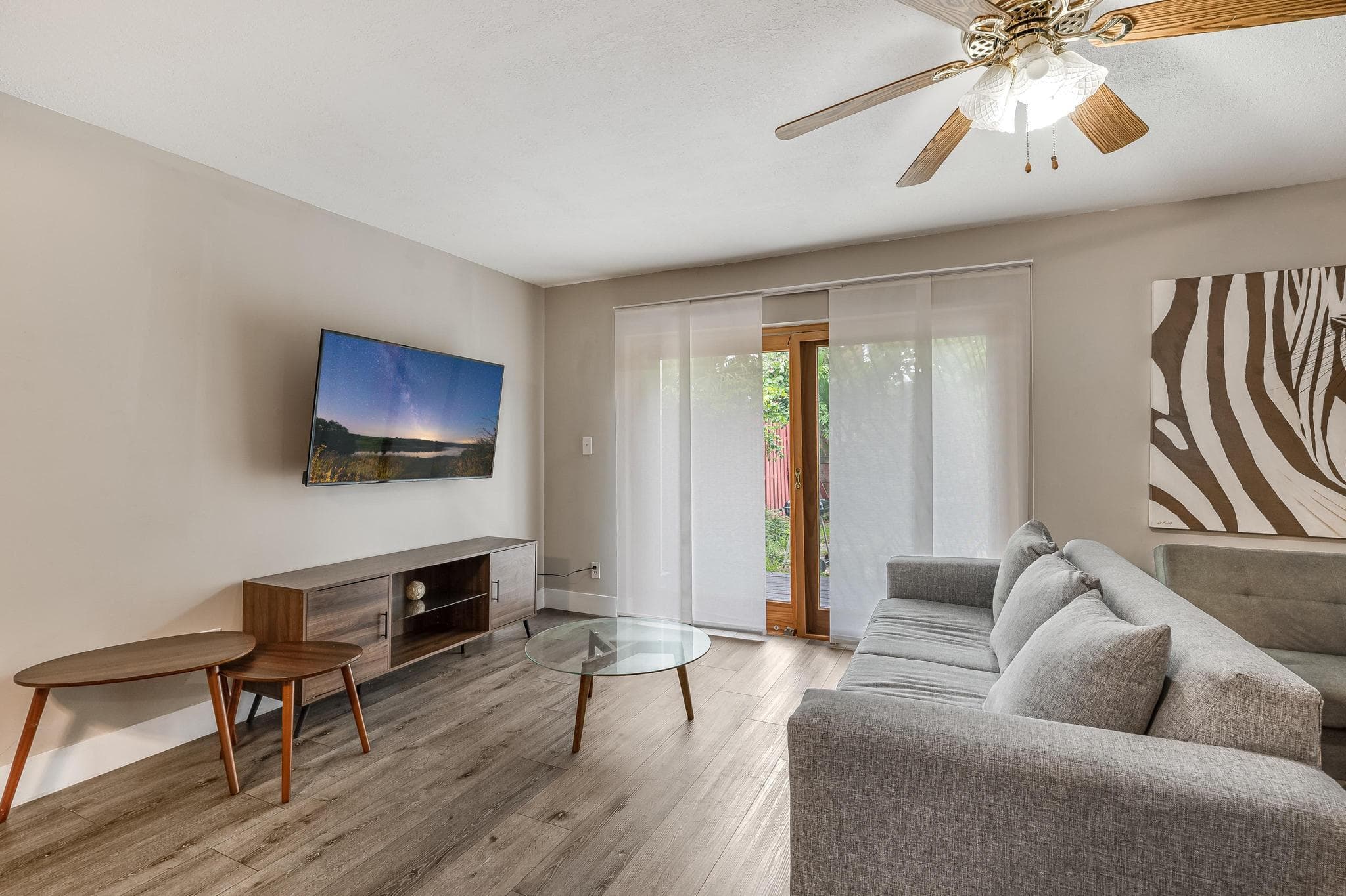 2530 NE 9th Street 1, Fort Lauderdale, FL 33304 — photo 11 of 28