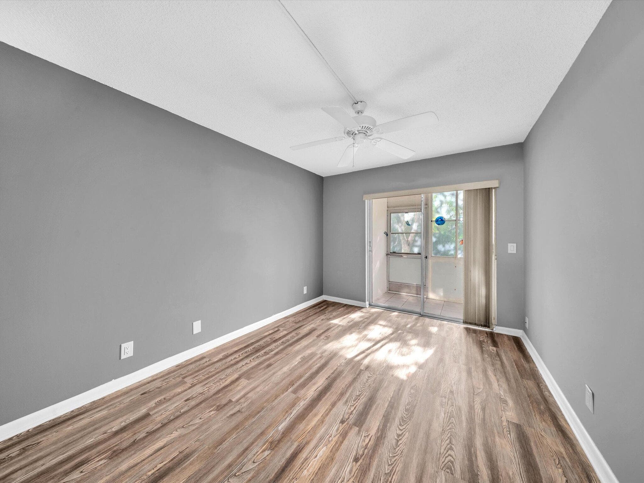43 Windsor C, West Palm Beach, FL 33417 — photo 7 of 45