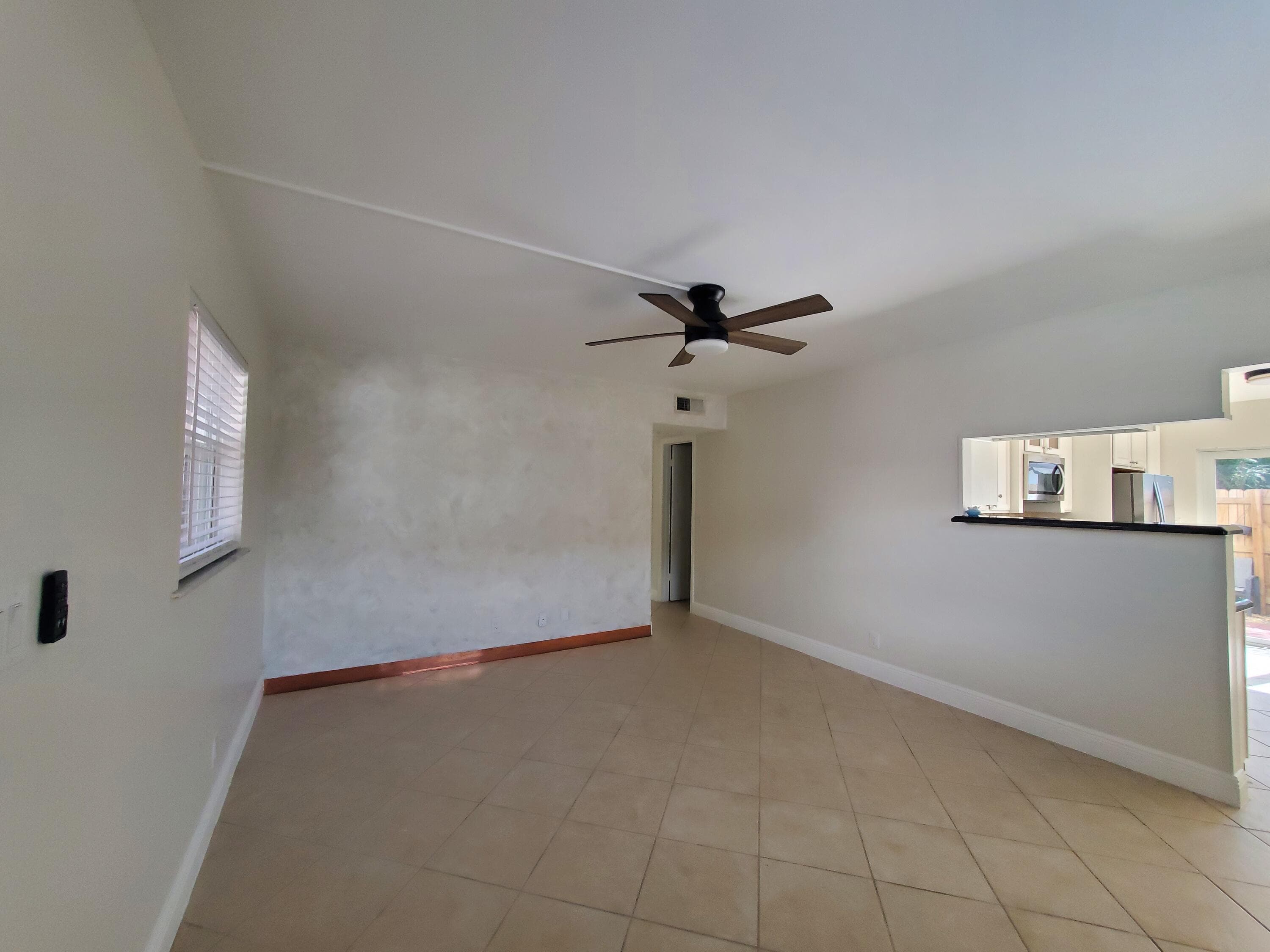 313 SW 1st Court SW L-4, Pompano Beach, FL 33060 — photo 6 of 17