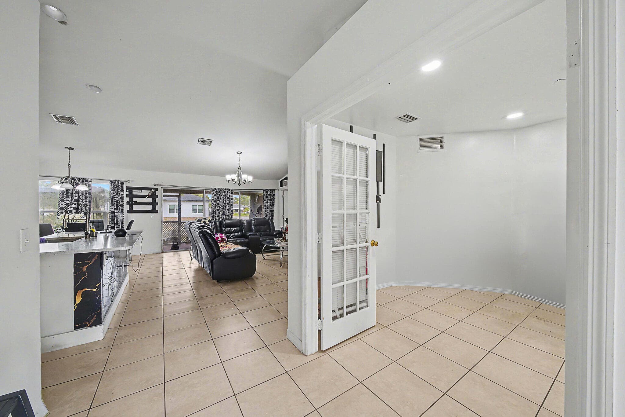 2900 W 42nd St Street W, Lehigh Acres, FL 33971 — photo 8 of 50