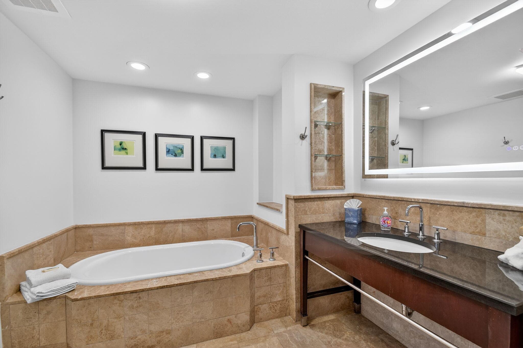 3800 N Ocean Drive 518, Singer Island, FL 33404 — photo 9 of 105