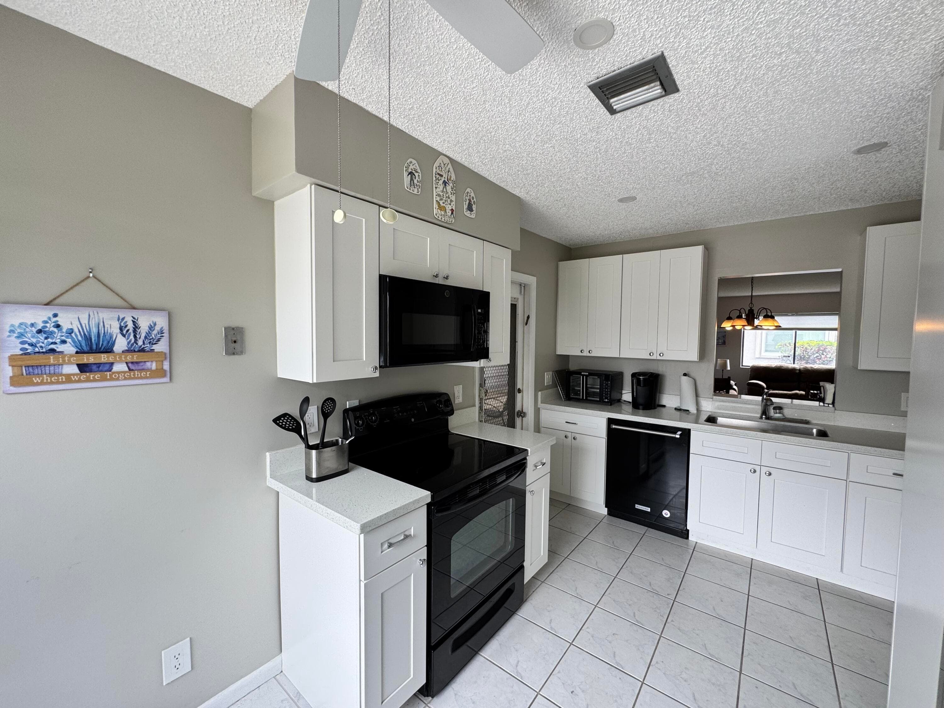 14822 Wildflower Lane, Delray Beach, FL 33446 — photo 3 of 37