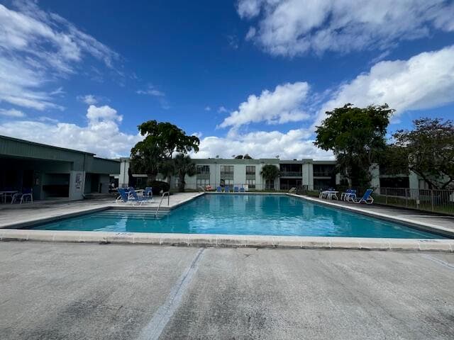4054 N Pine Island Road 1a, Sunrise, FL 33351 — photo 32 of 39