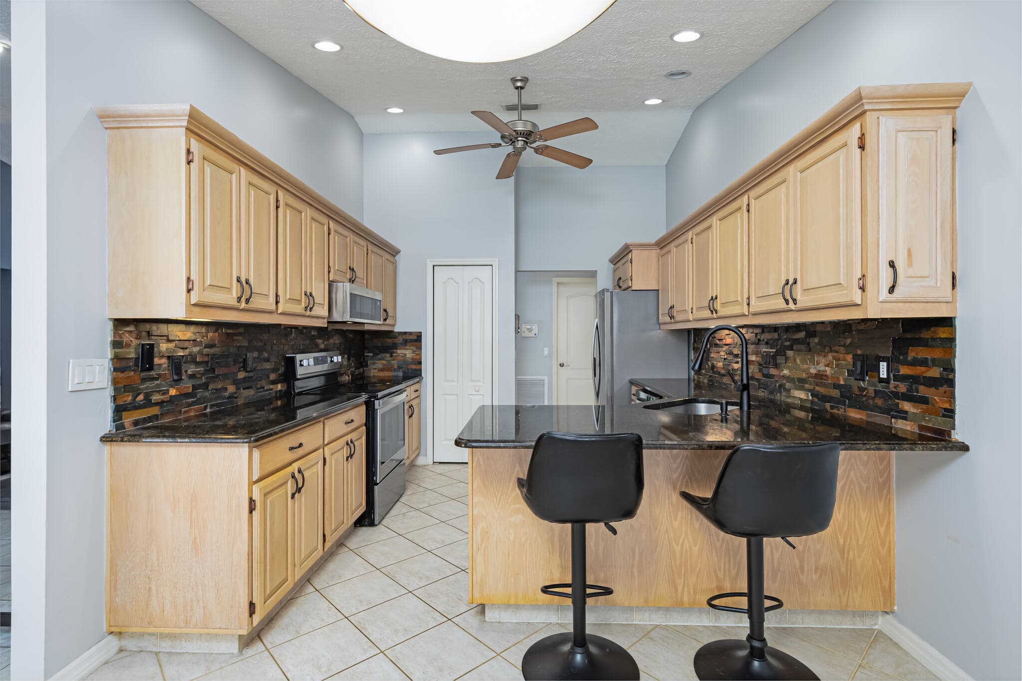 471 SE Ron Rico Terrace, Port St. Lucie, FL 34983 — photo 12 of 32