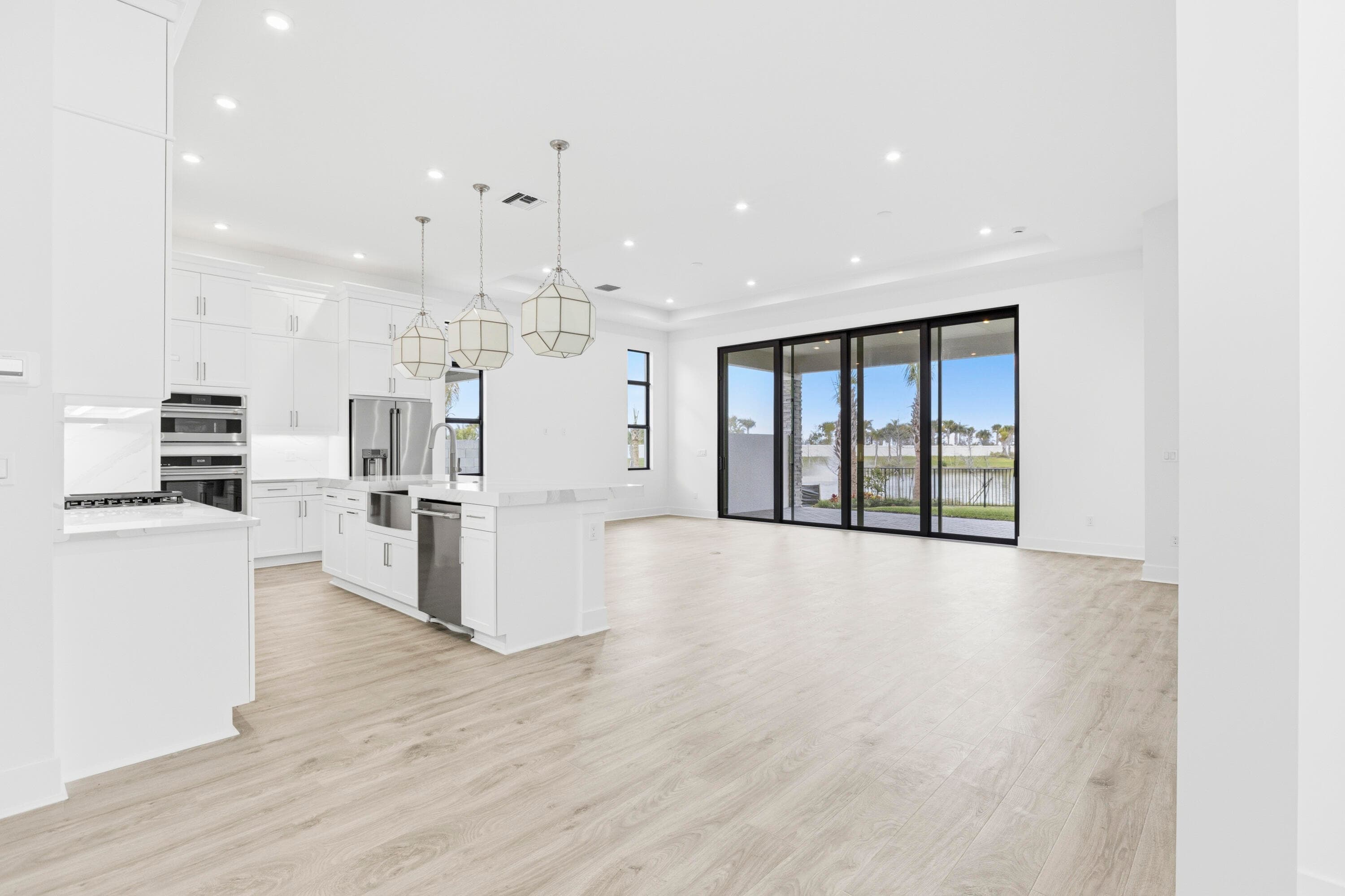 13921 Vivant Drive, Palm Beach Gardens, FL 33412 — photo 5 of 58
