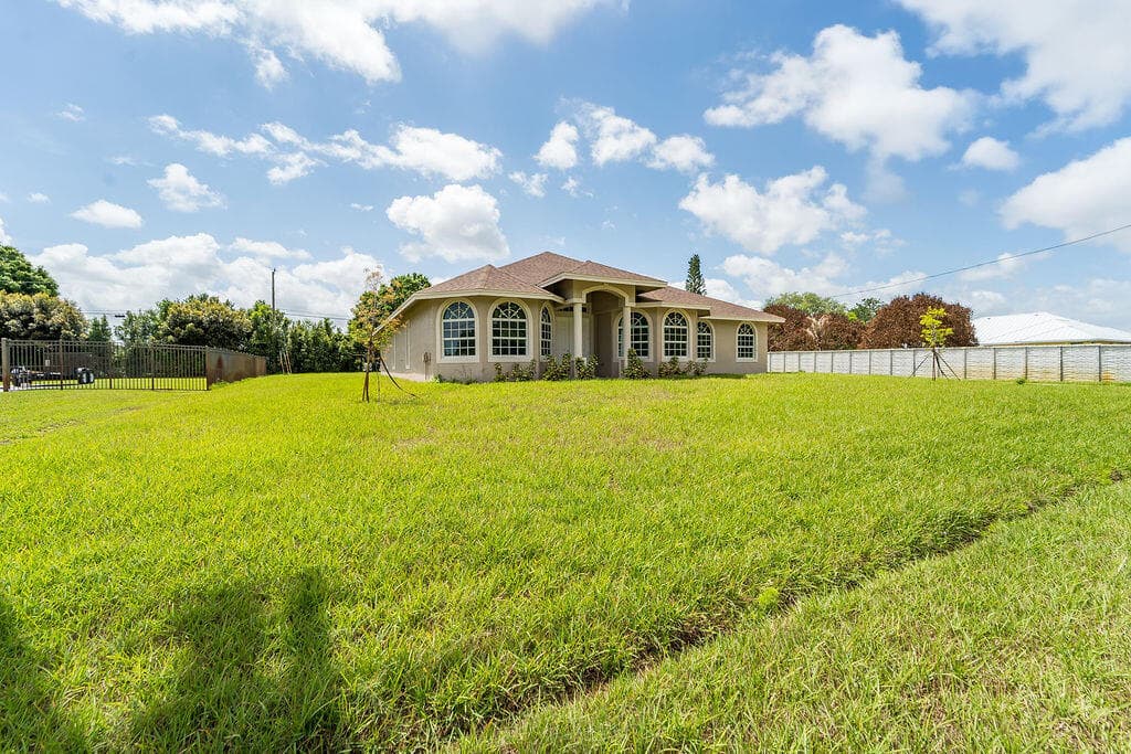 376 SW Paar Drive, Port St. Lucie, FL 34953 — photo 5 of 47