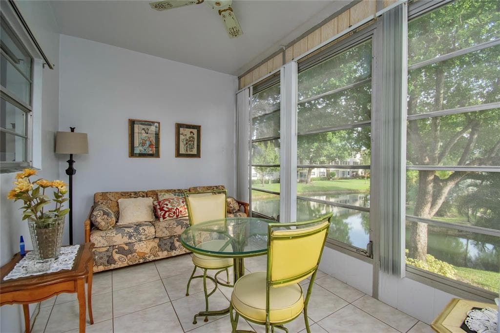 5171 W Oakland Park Boulevard, Lauderdale Lakes, FL 33313 — photo 5 of 32