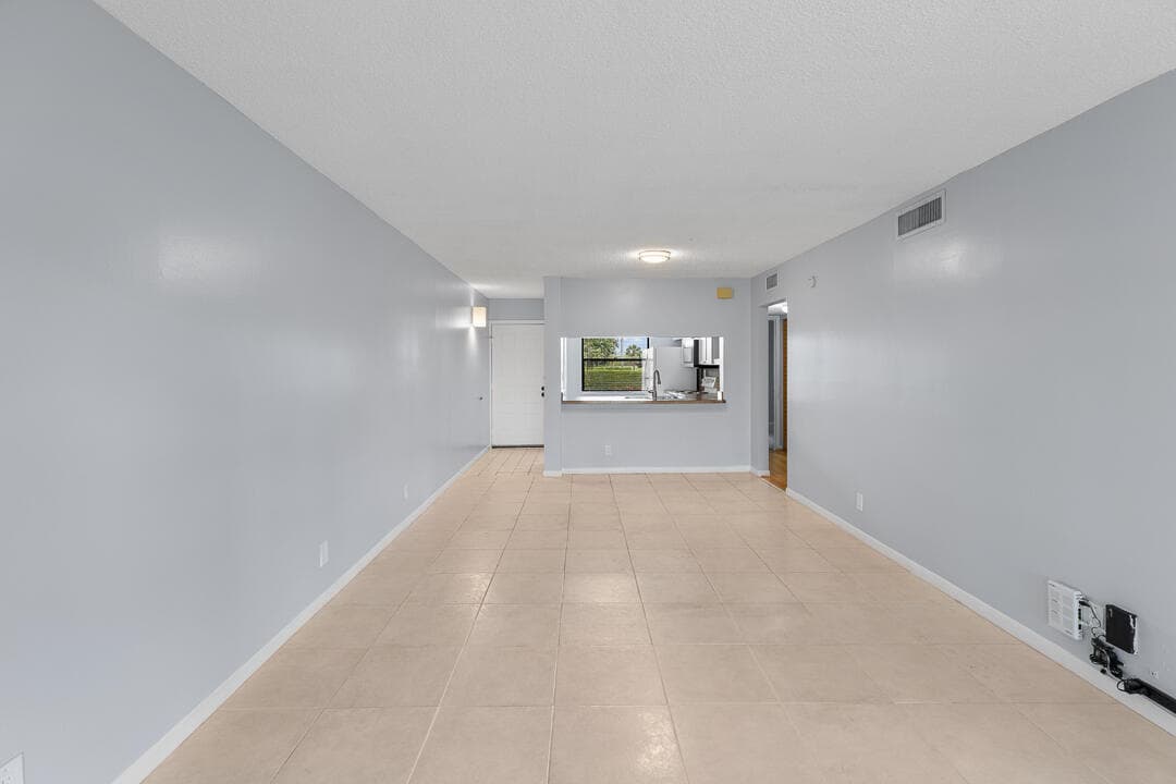 12962 Briarlake Drive 103, Palm Beach Gardens, FL 33418 — photo 6 of 32