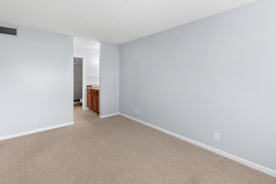 12962 Briarlake Drive 103, Palm Beach Gardens, FL 33418 — photo 12 of 32