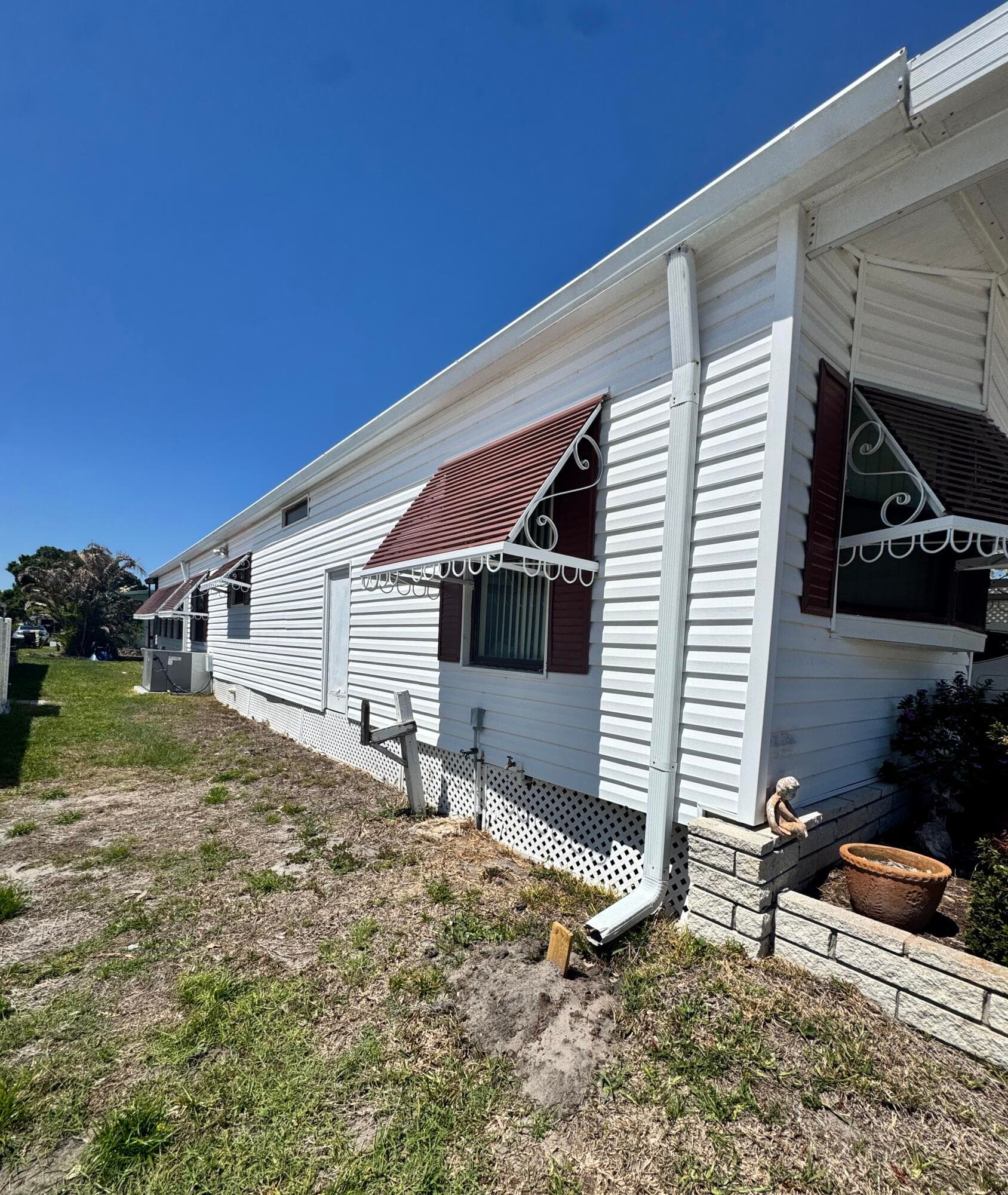 37 San Roberto, Fort Pierce, FL 34951 — photo 5 of 38