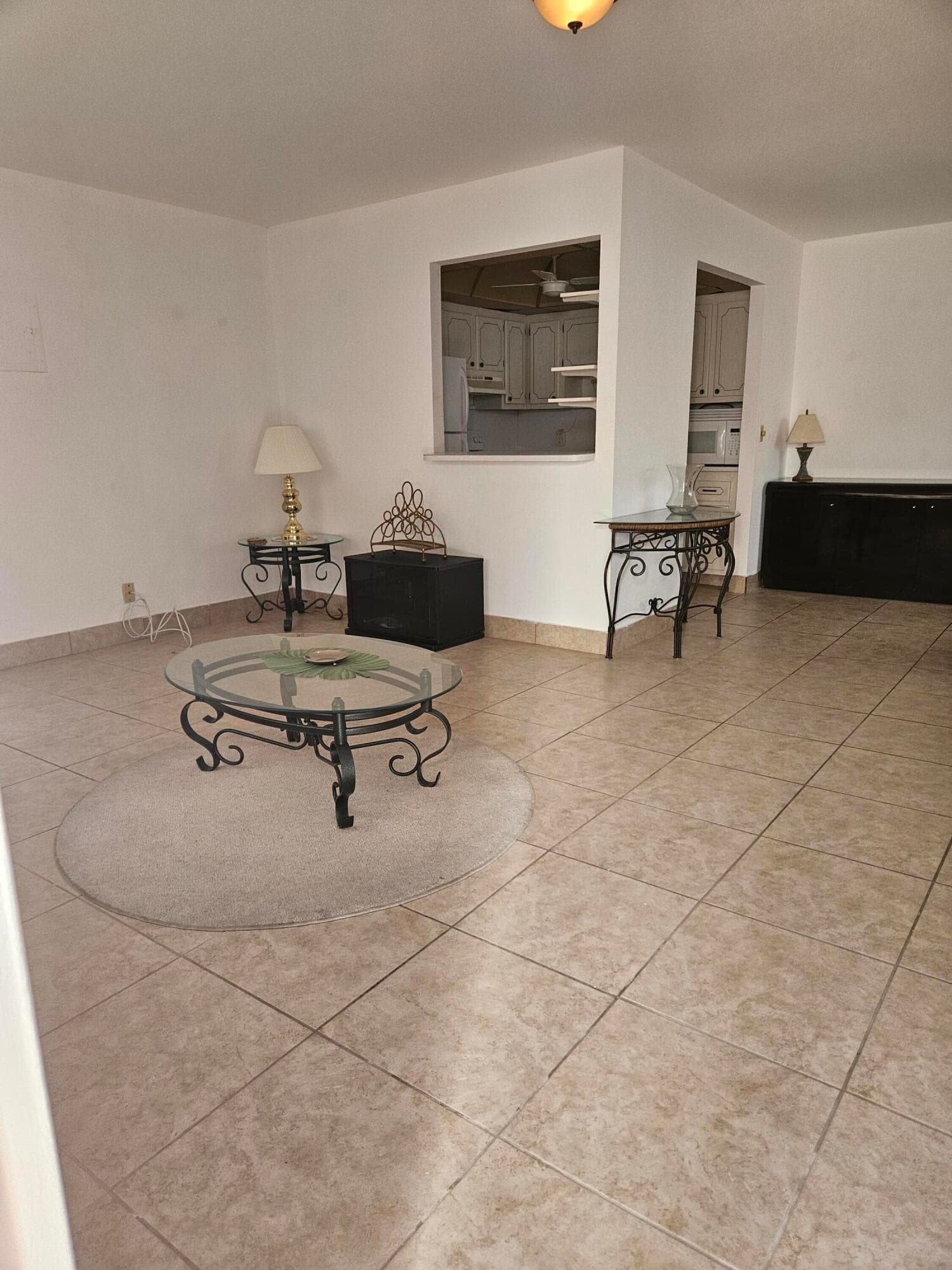 39 Valencia, Delray Beach, FL 33446 — photo 2 of 17