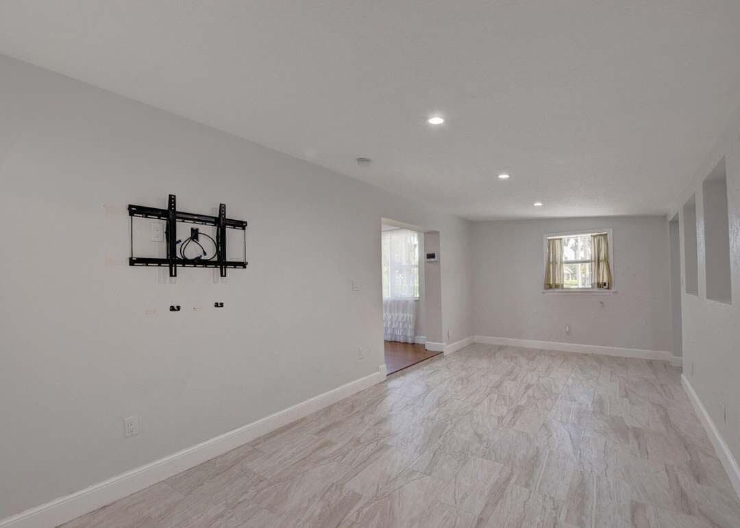 612 Hibiscus Drive, Royal Palm Beach, FL 33411 — photo 9 of 20