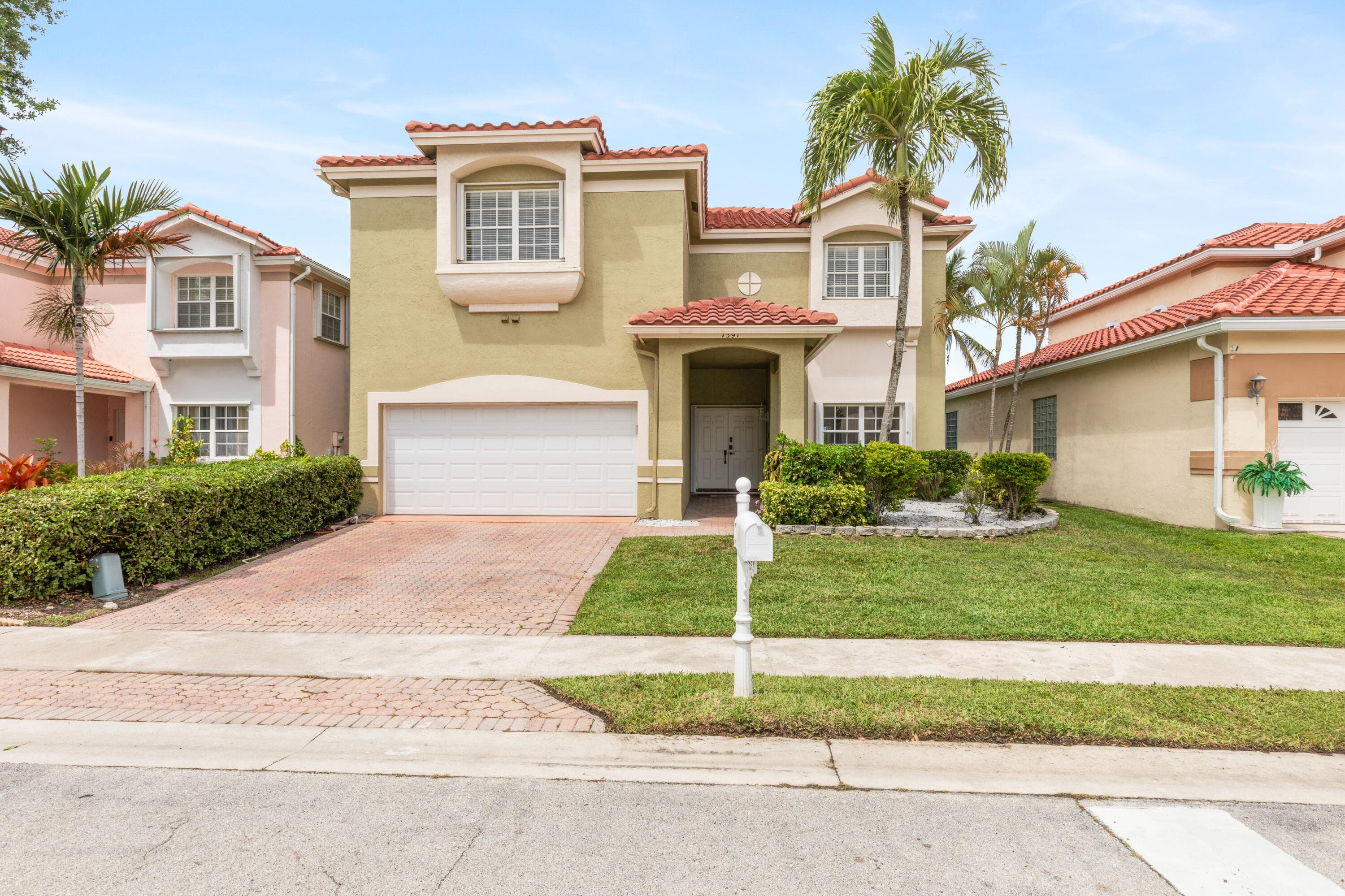 7597 NW 25th Street, Margate, FL 33063 — photo 1 of 59