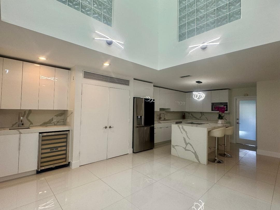 1127 Boca Cove Lane, Highland Beach, FL 33487 — photo 5 of 30