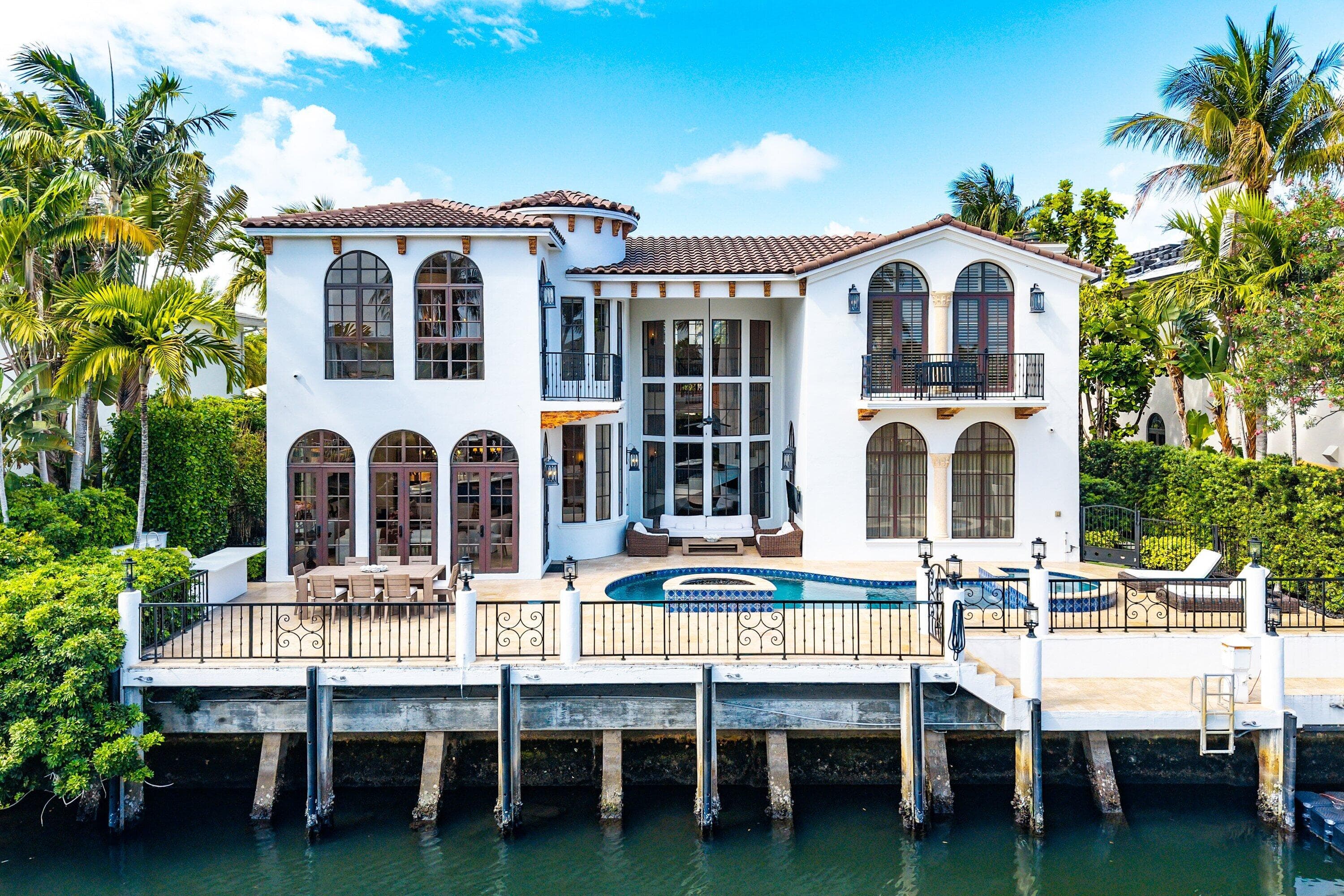 520 NE Waterway Lane, Boca Raton, FL 33432 — photo 4 of 92