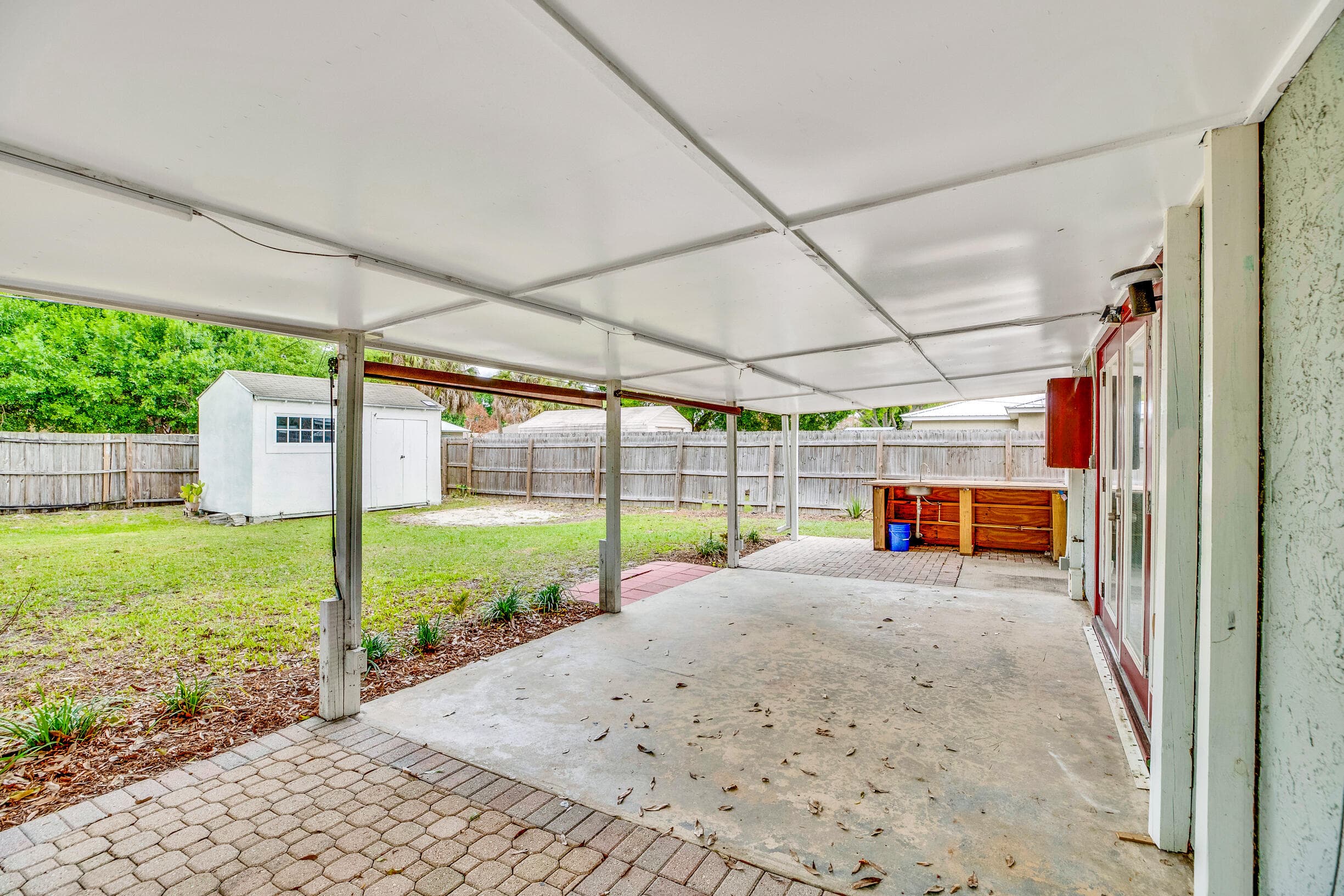 2255 15th Avenue SW, Vero Beach, FL 32962 — photo 29 of 36