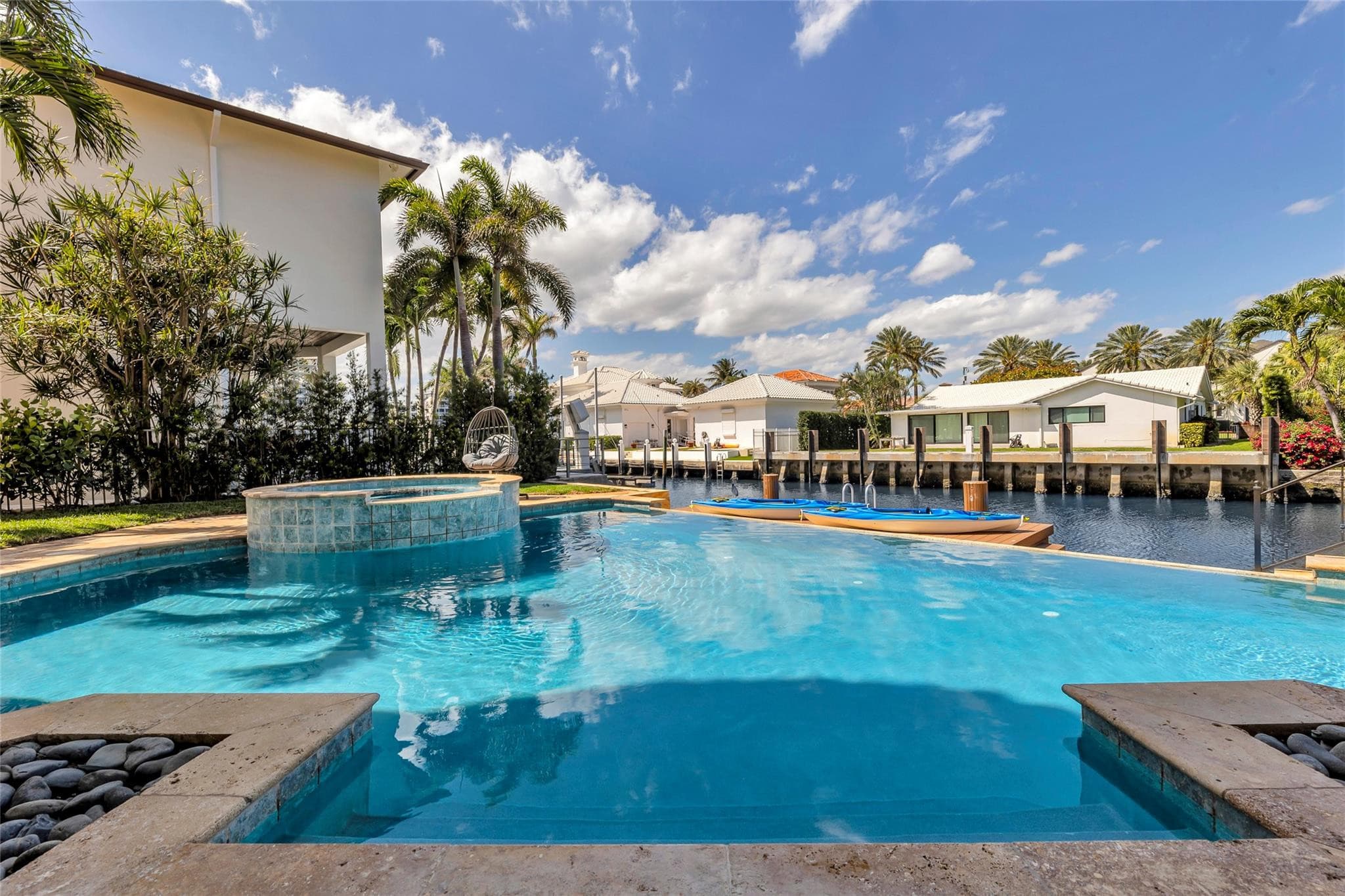 1011 Rhodes Villa Avenue, Delray Beach, FL 33483 — photo 28 of 104